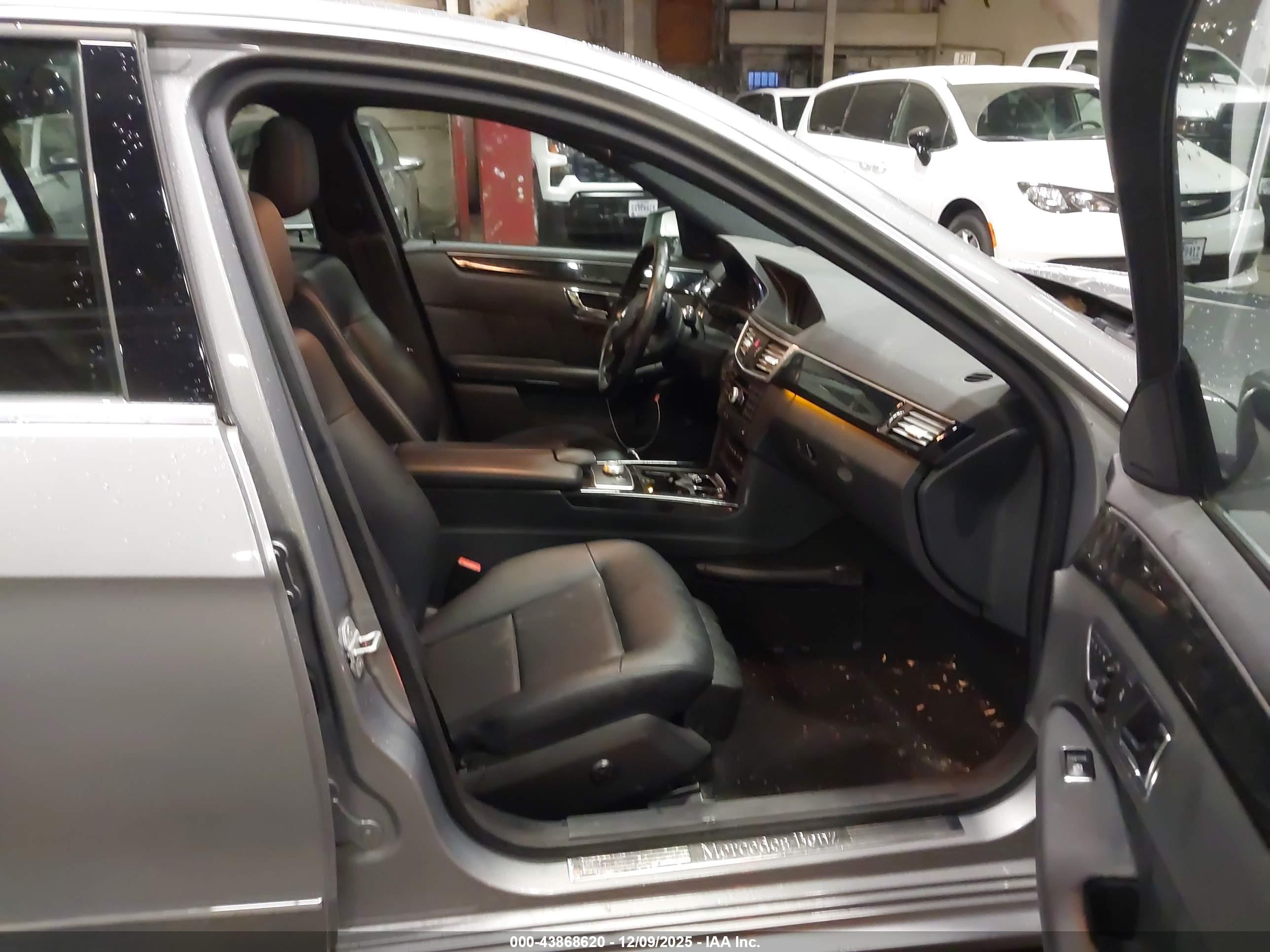 MERCEDES-BENZ E image 5