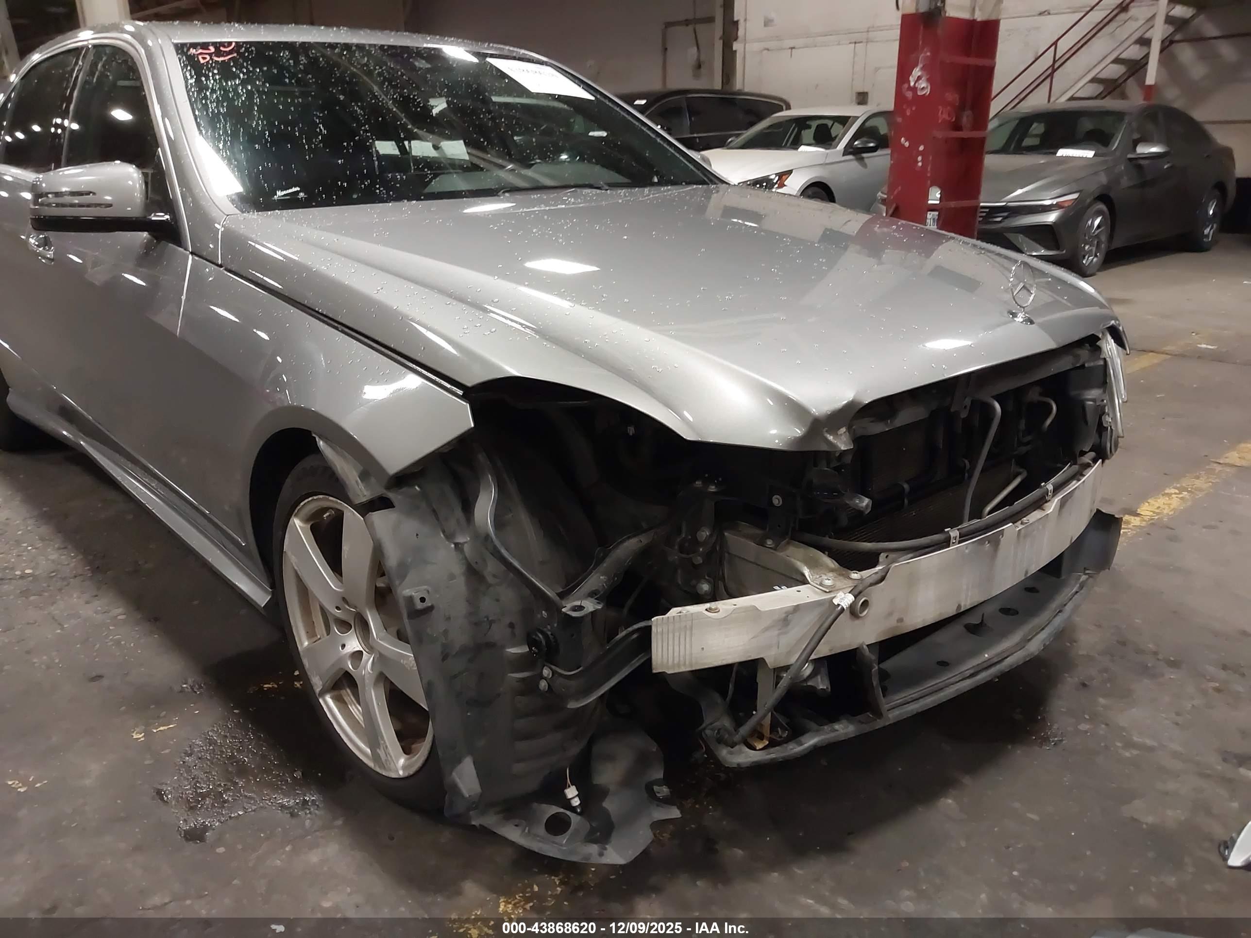 MERCEDES-BENZ E image 6