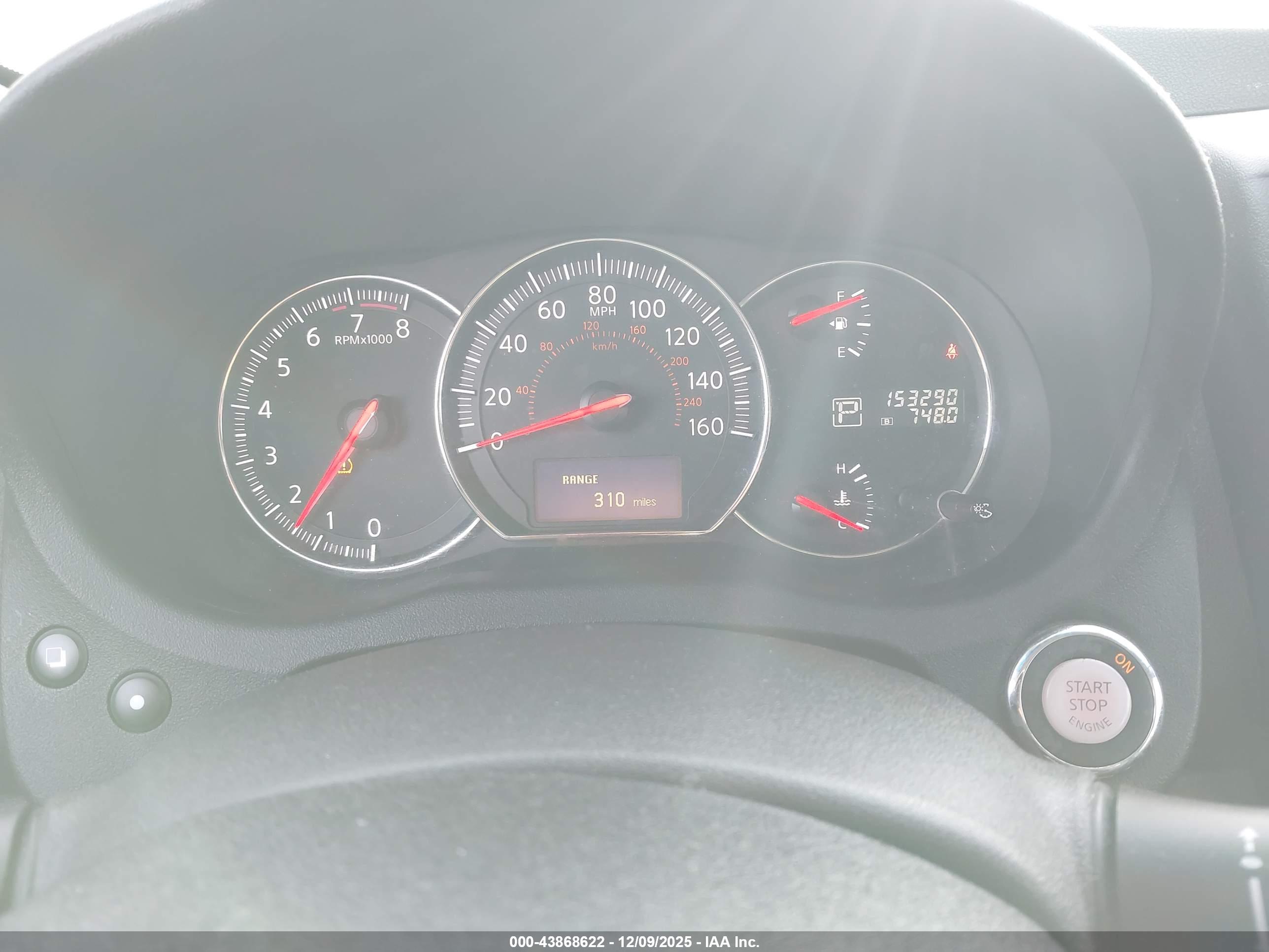 NISSAN MAXIMA image 7