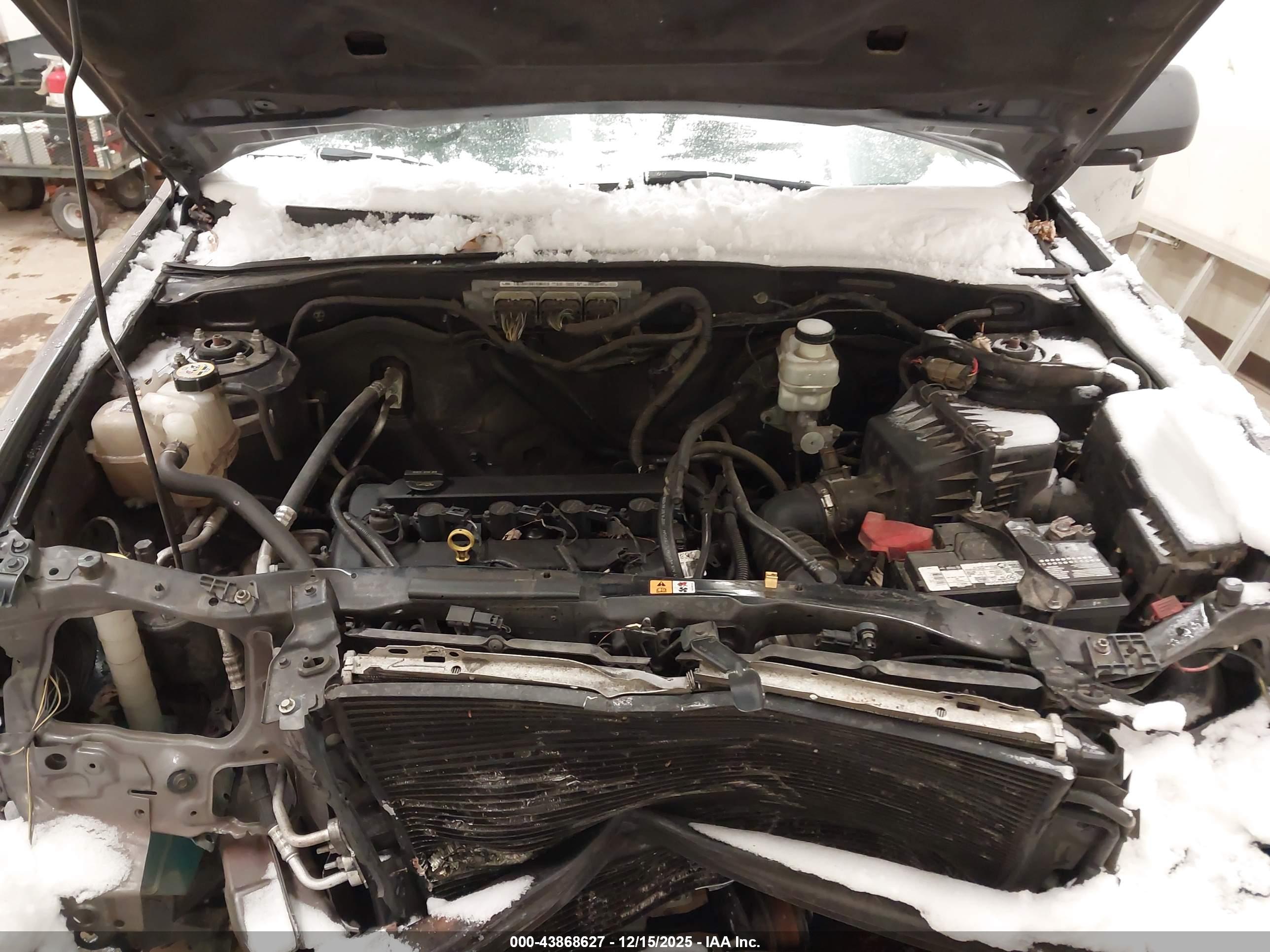 FORD ESCAPE image 10