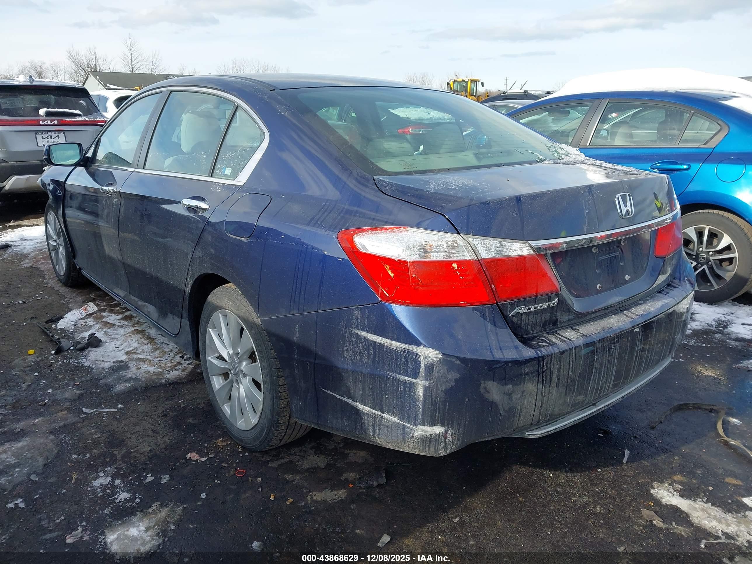 HONDA ACCORD image 3