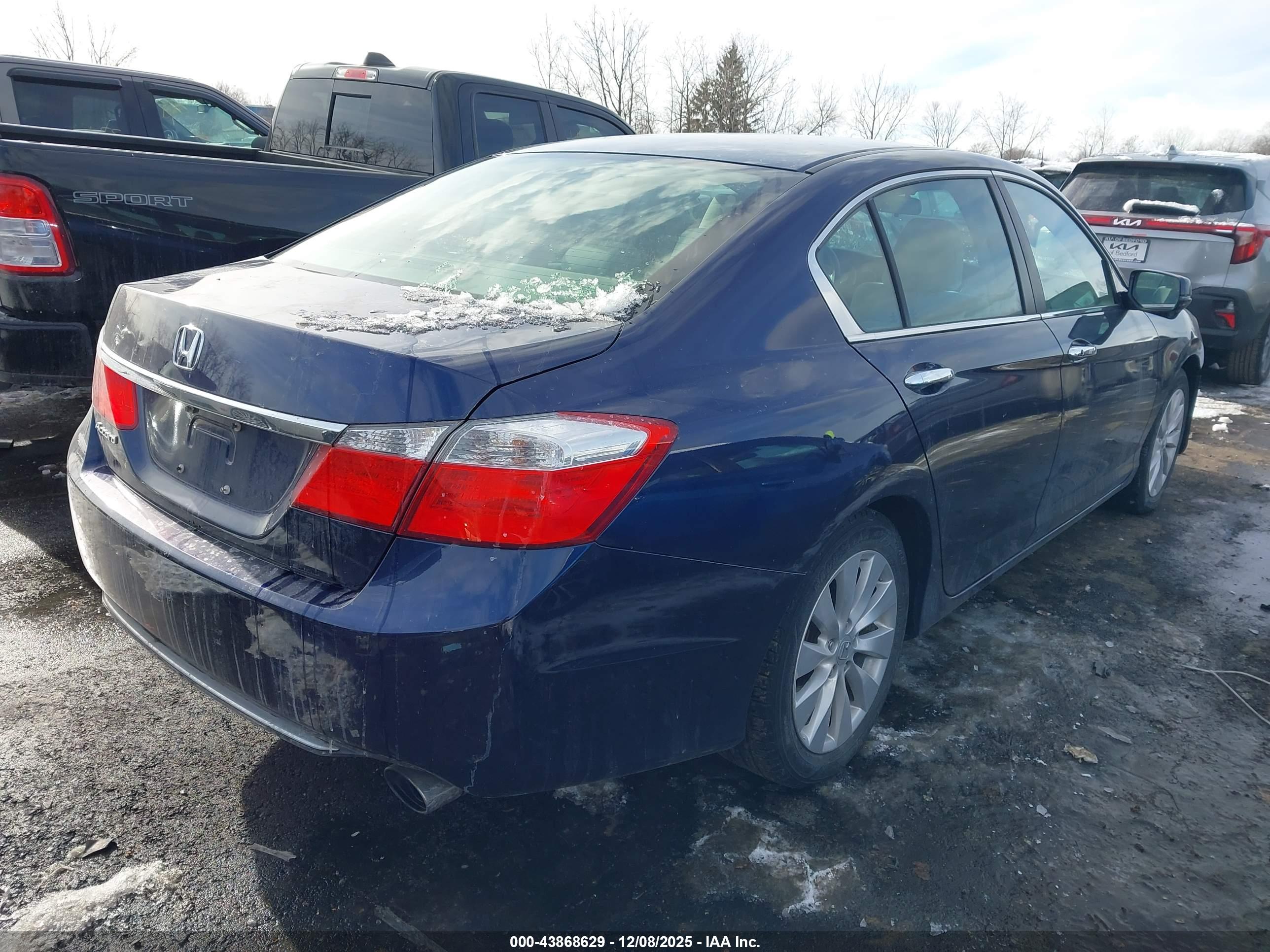 HONDA ACCORD image 4