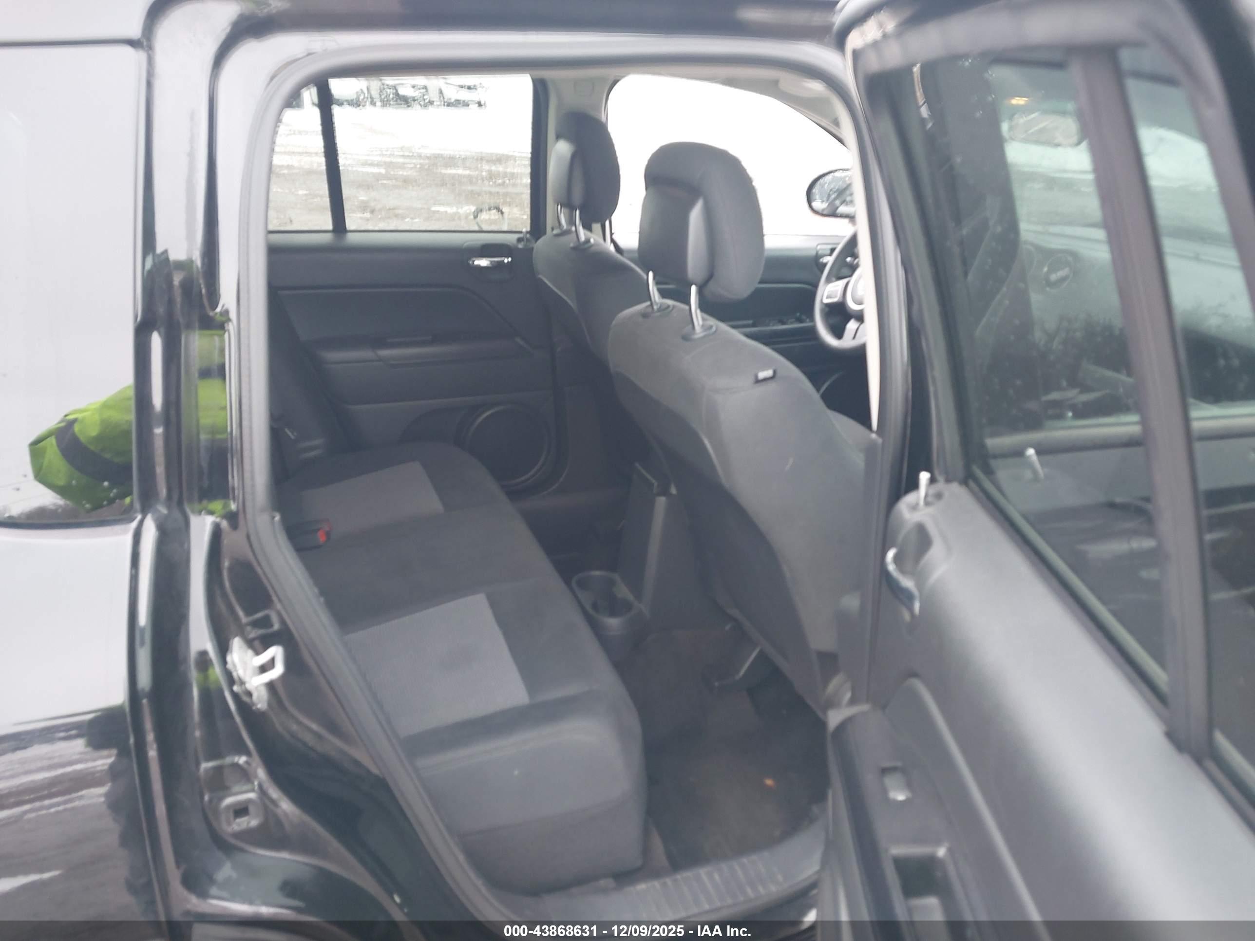 JEEP COMPASS image 8