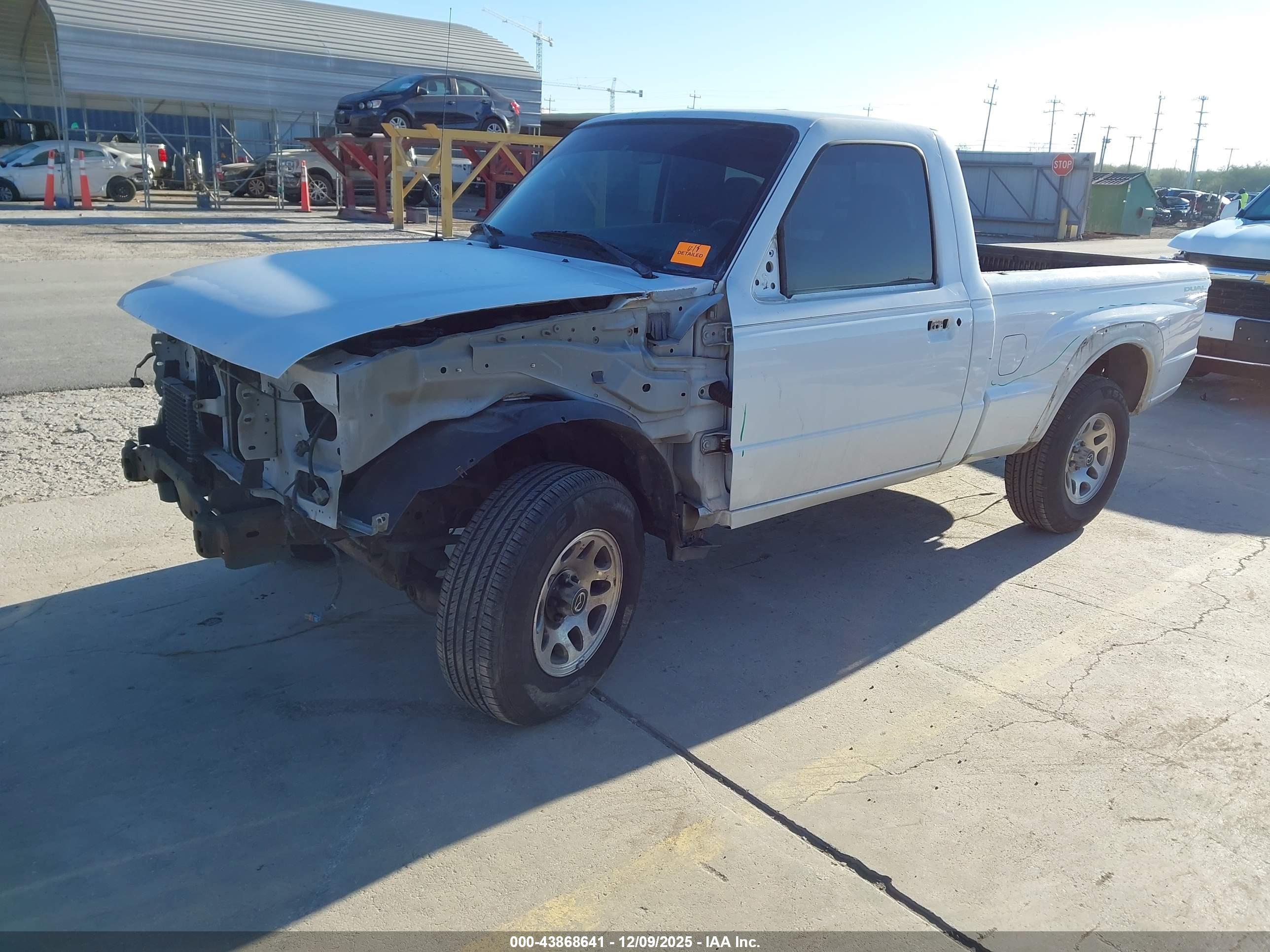 MAZDA B3000 image 2