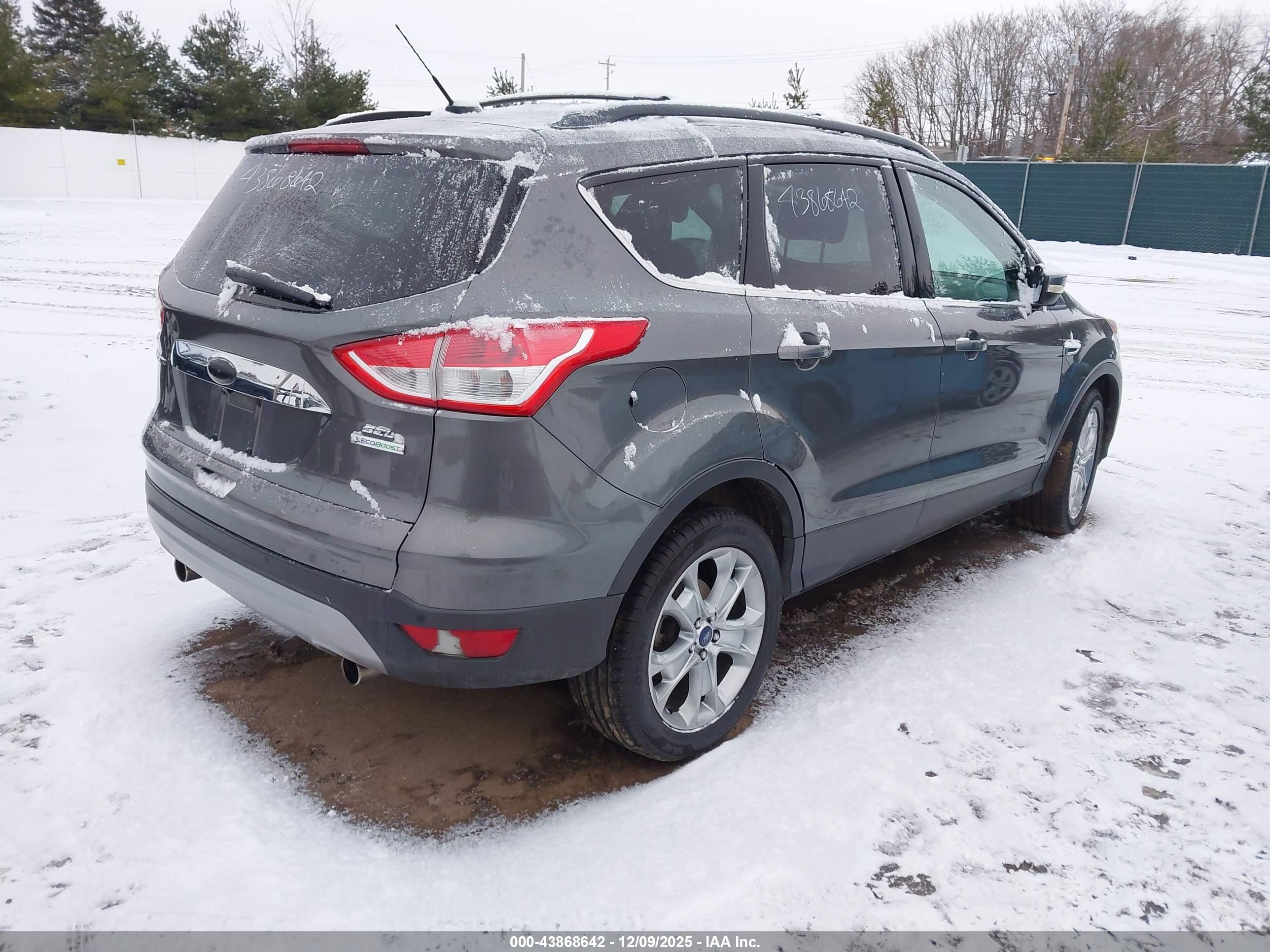 FORD ESCAPE image 4