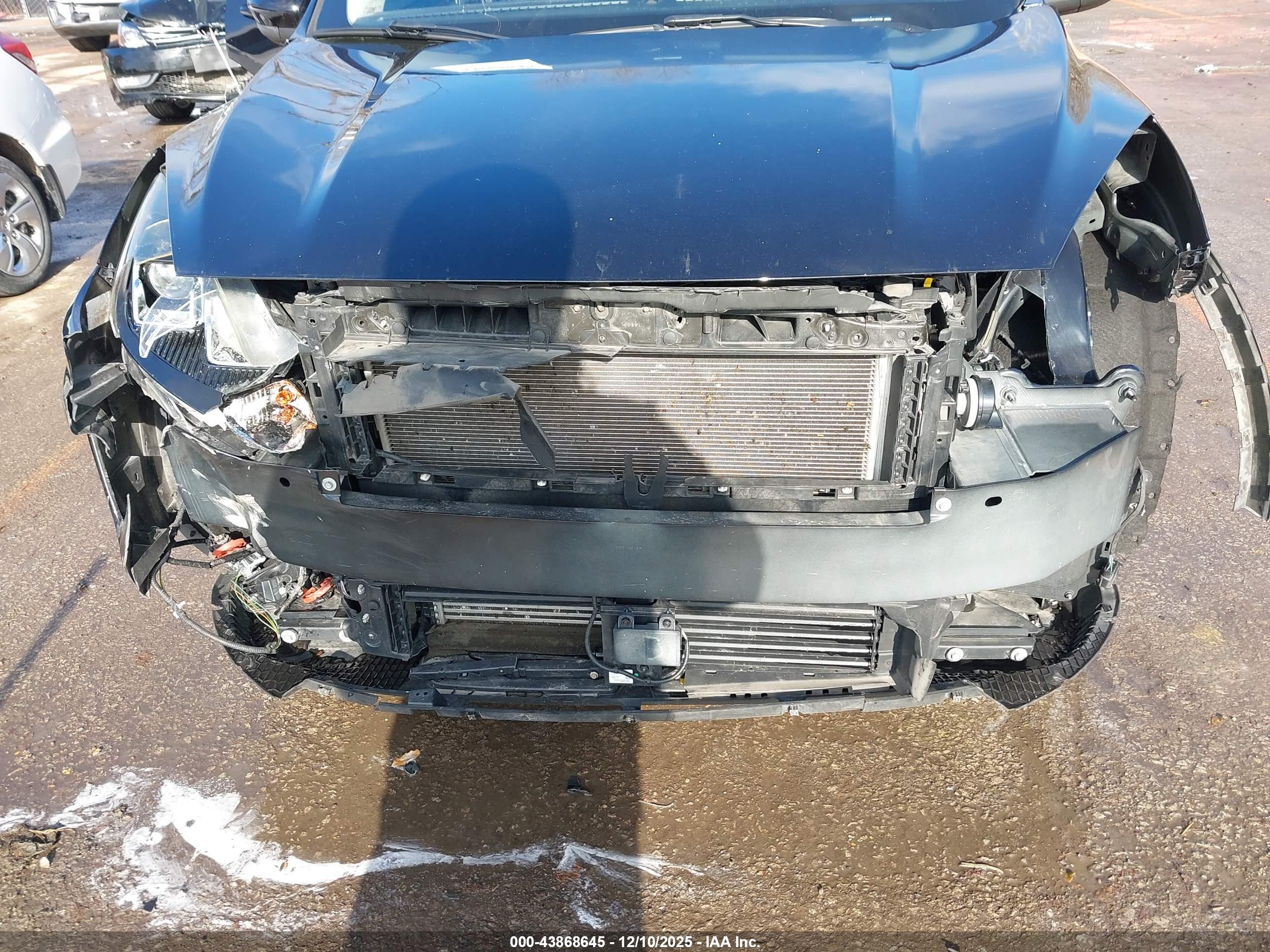 FORD ESCAPE image 6