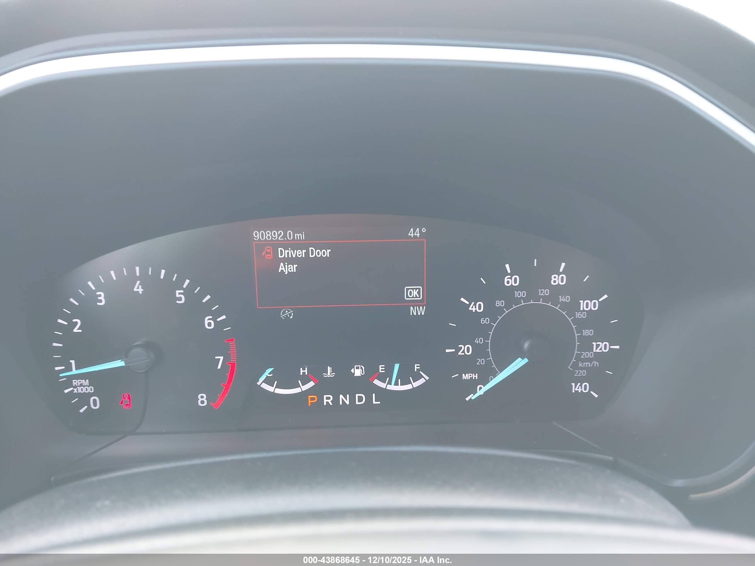 FORD ESCAPE image 7