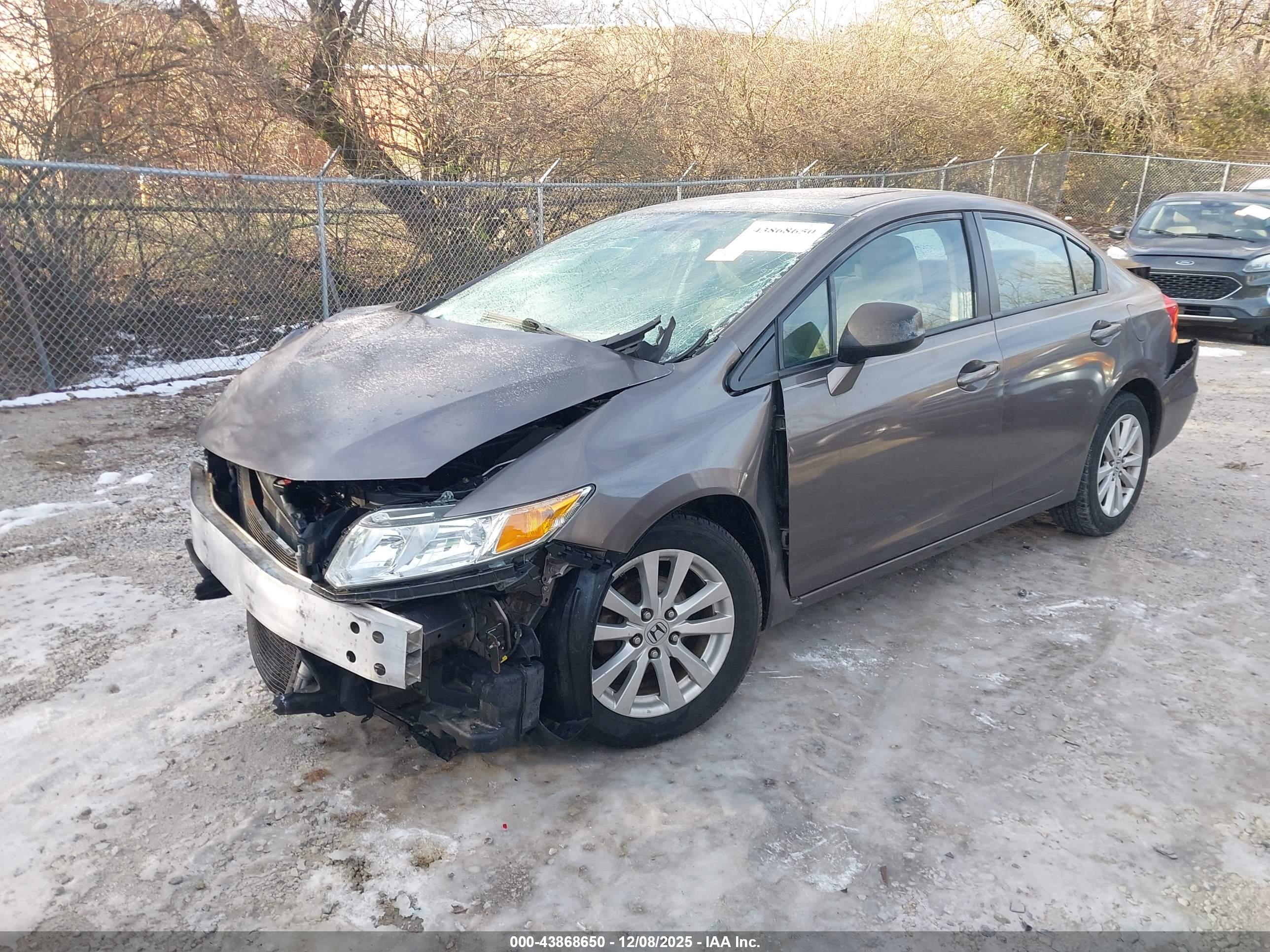 HONDA CIVIC image 2