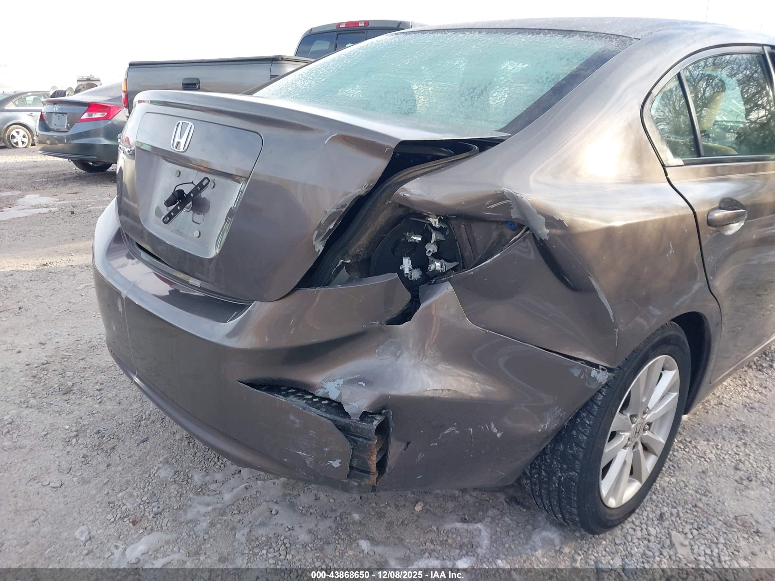 HONDA CIVIC image 6