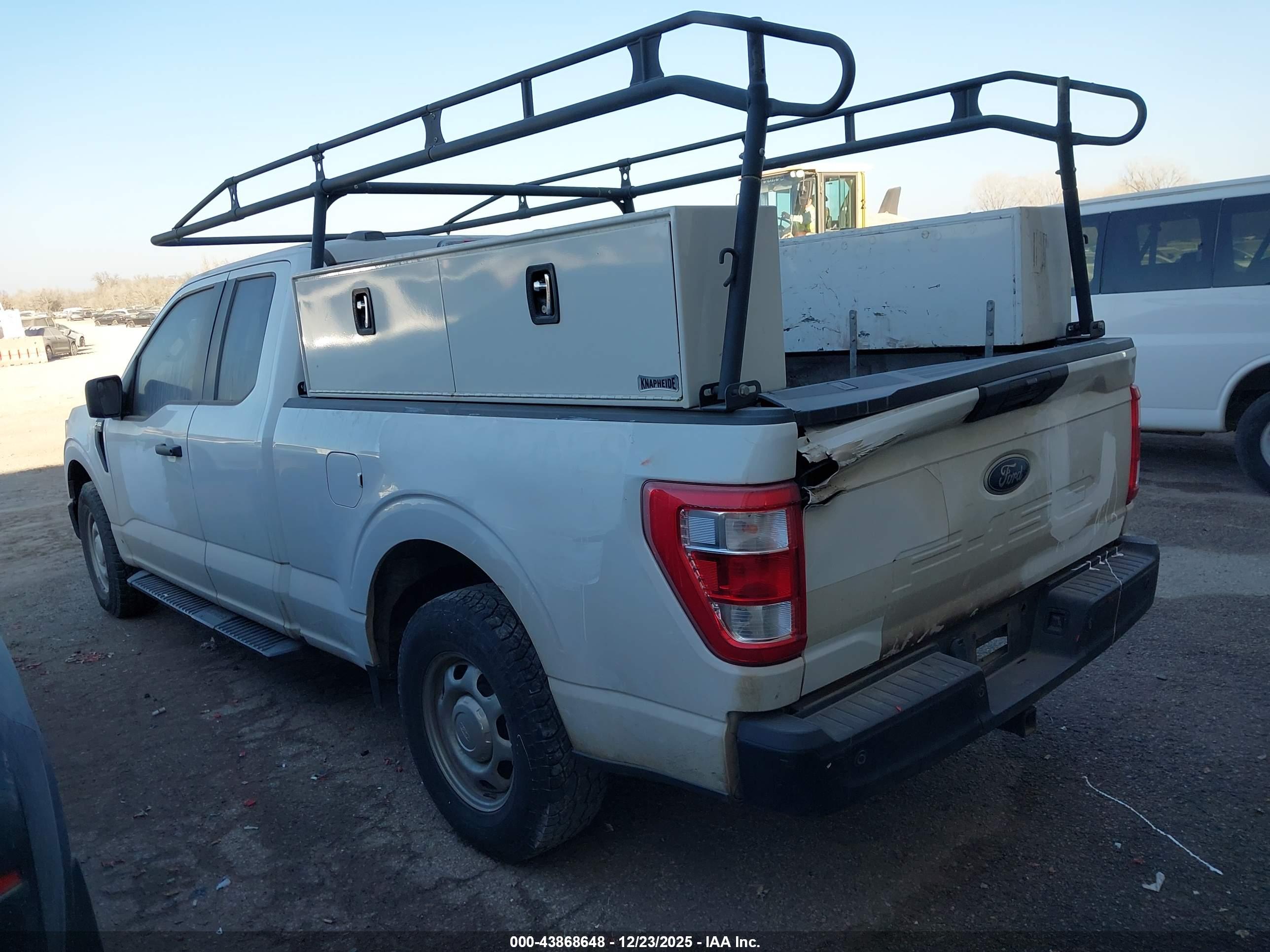 FORD F-150 image 3