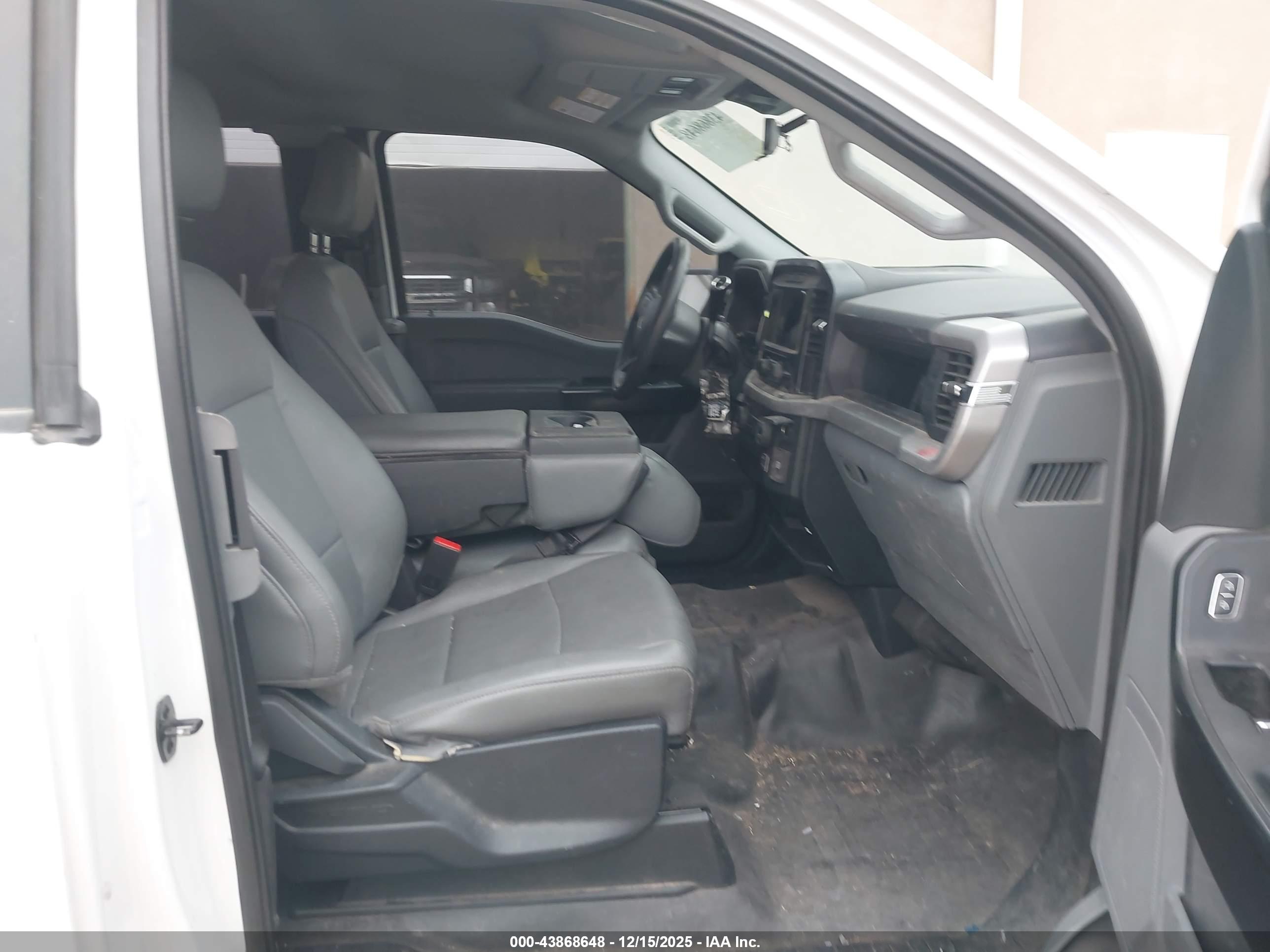 FORD F-150 image 5