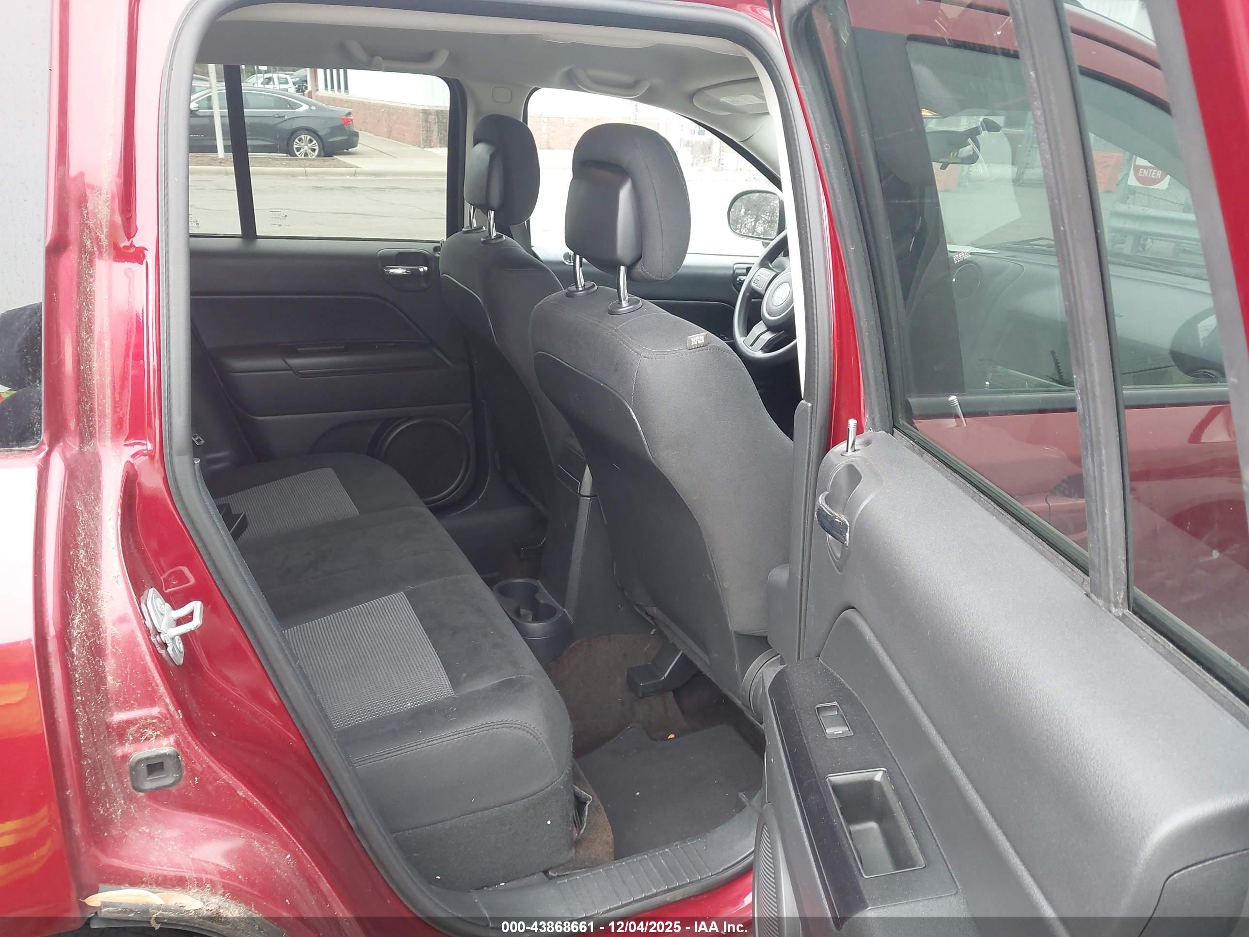 JEEP COMPASS image 8