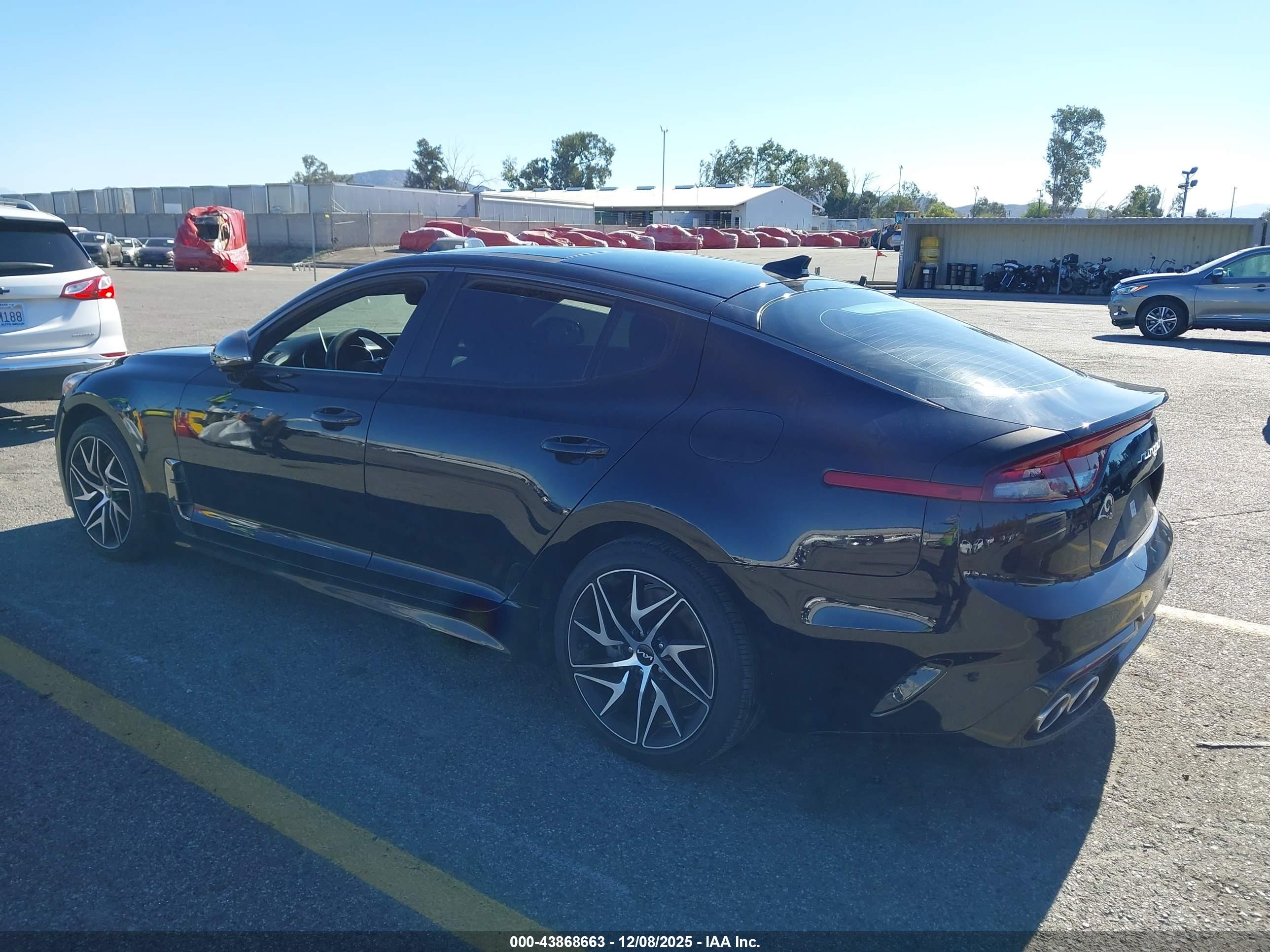 KIA STINGER image 3