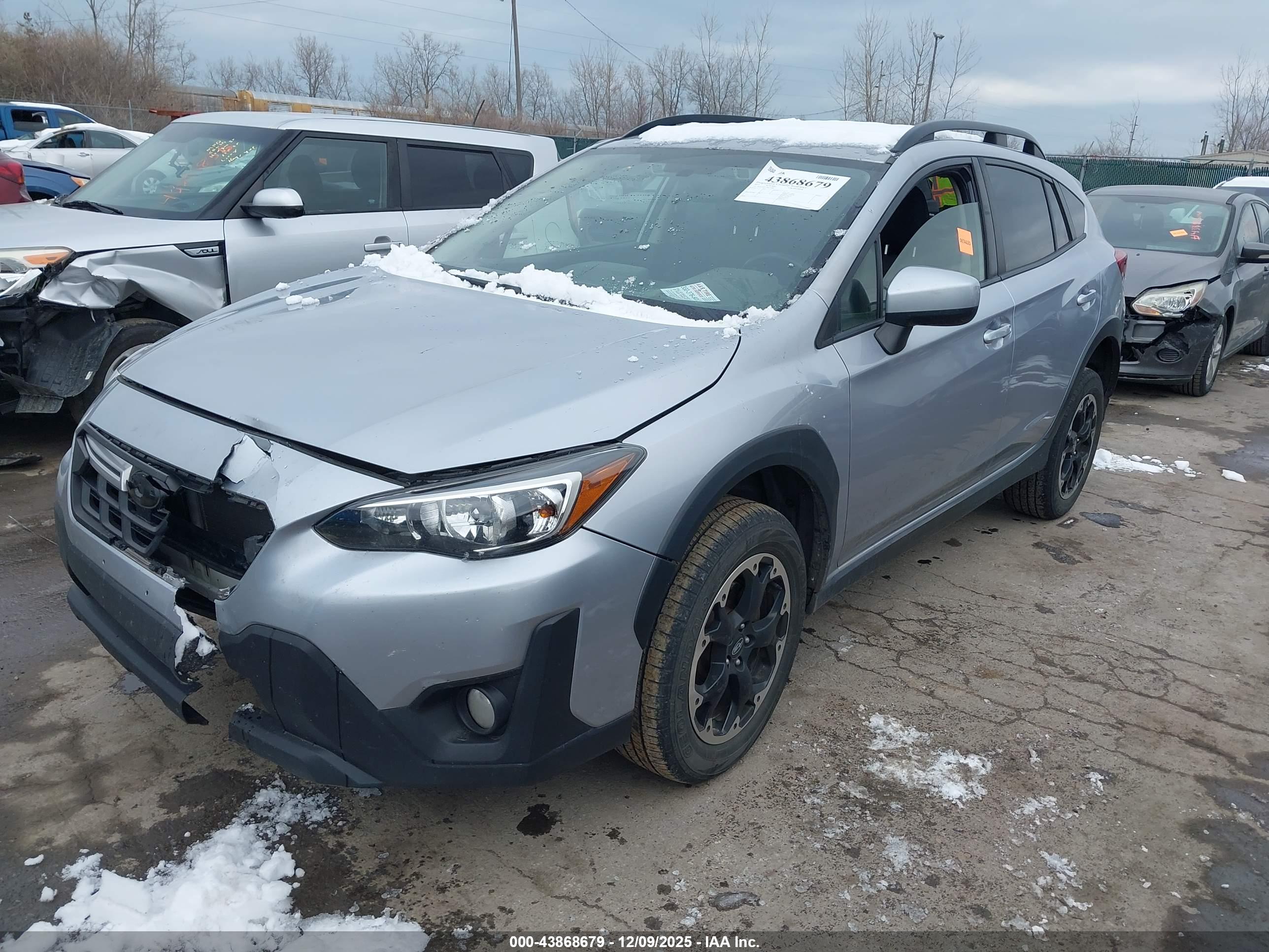SUBARU CROSSTREK image 2