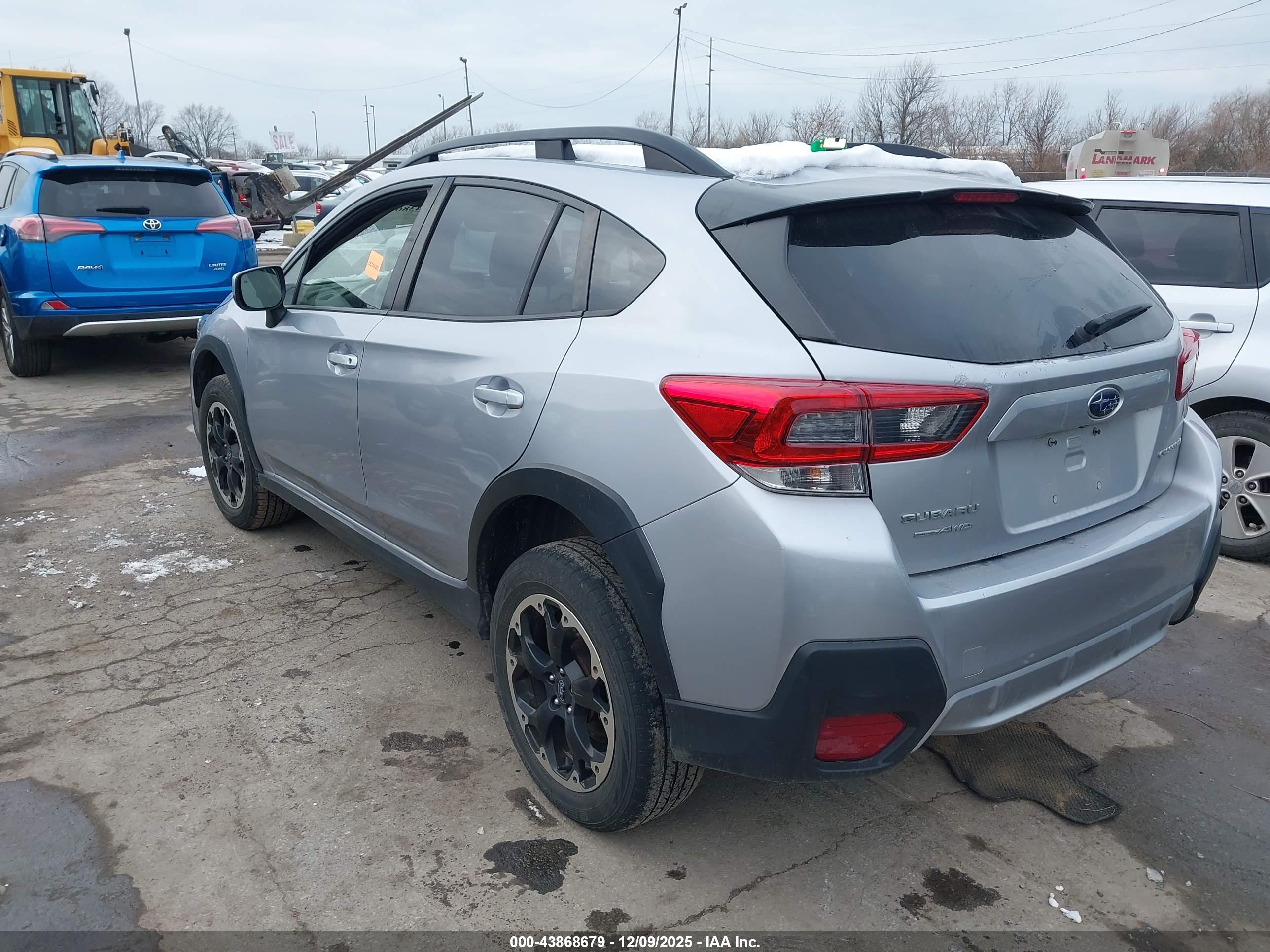 SUBARU CROSSTREK image 3