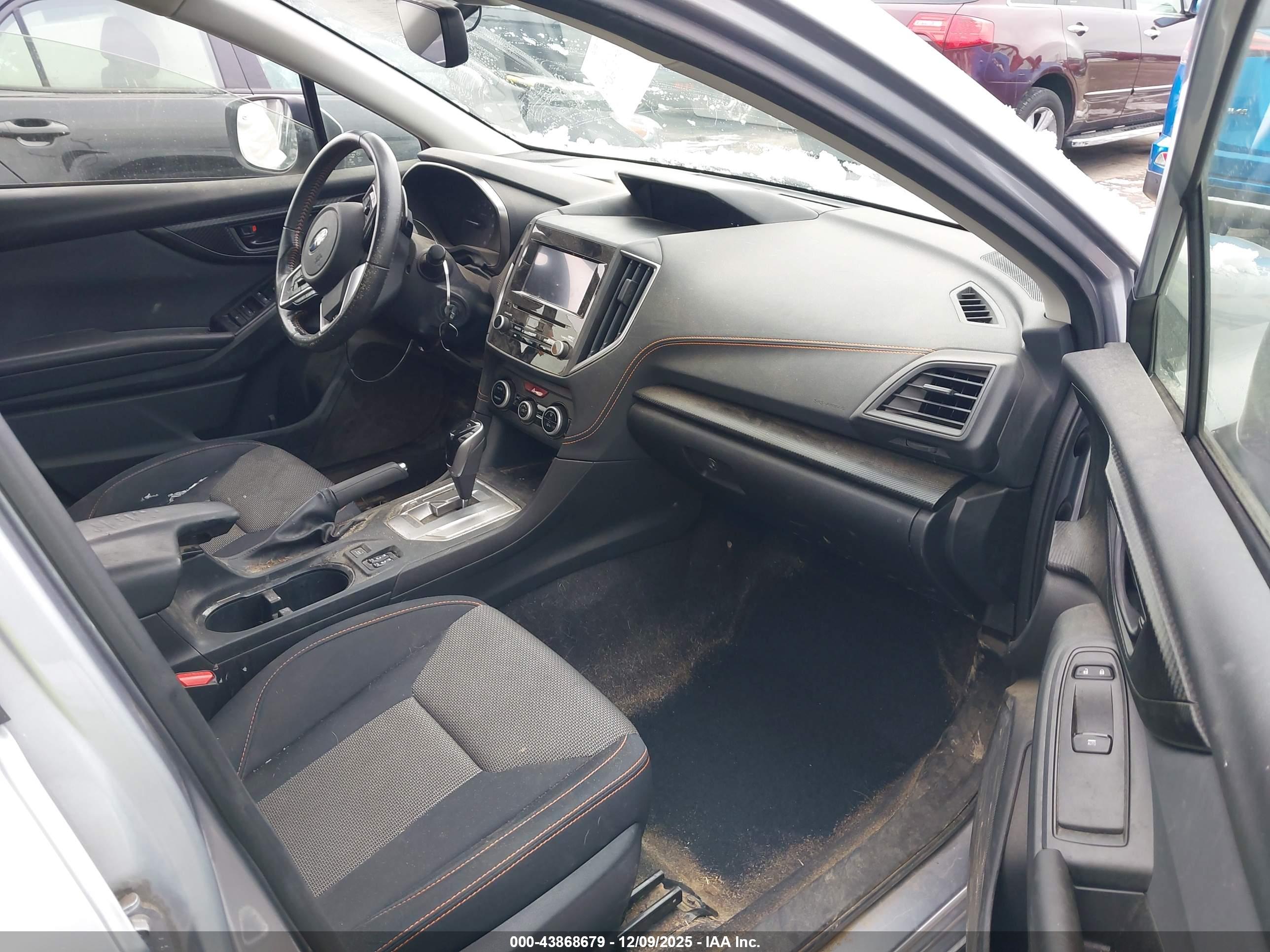 SUBARU CROSSTREK image 5