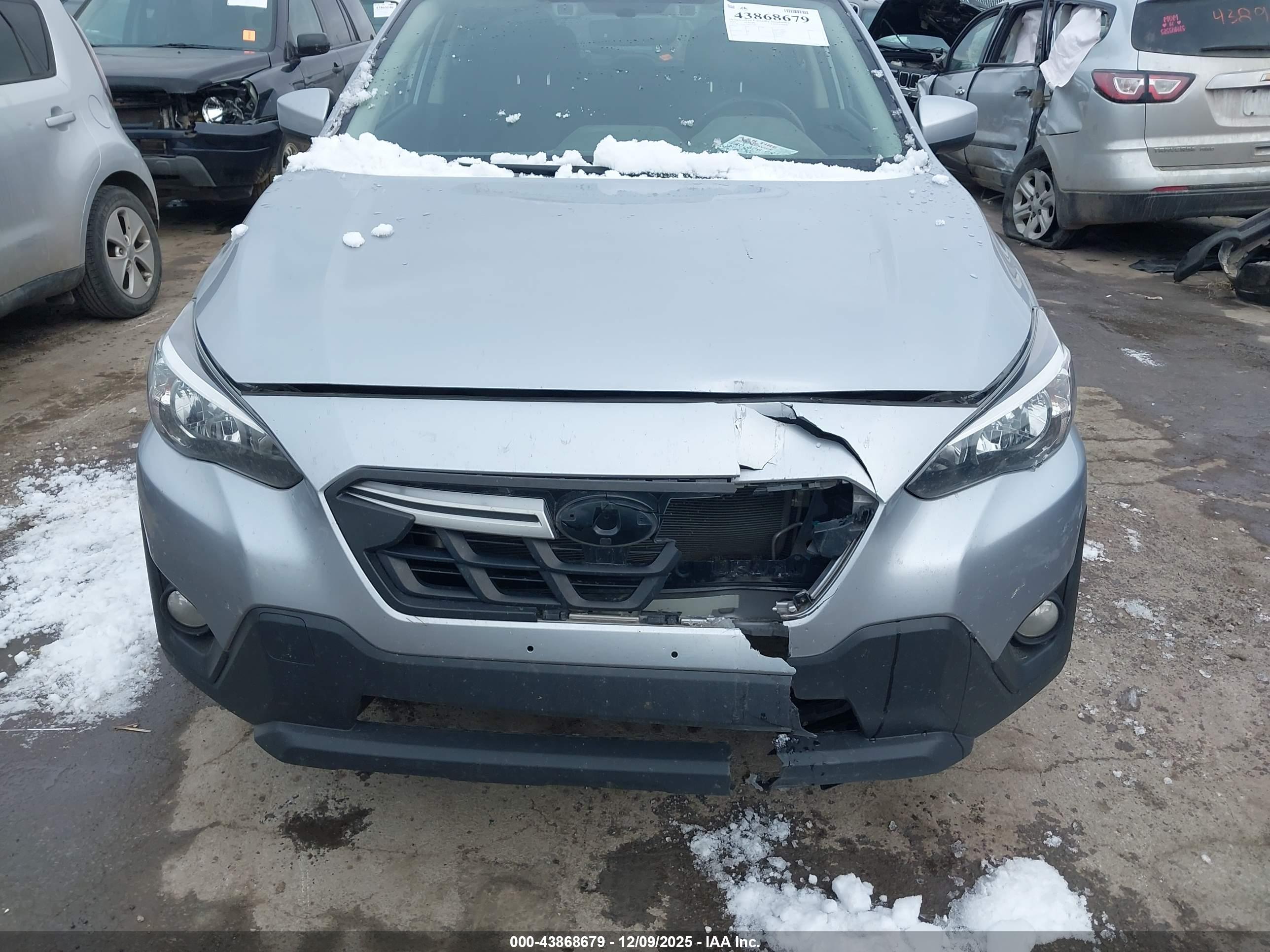 SUBARU CROSSTREK image 6