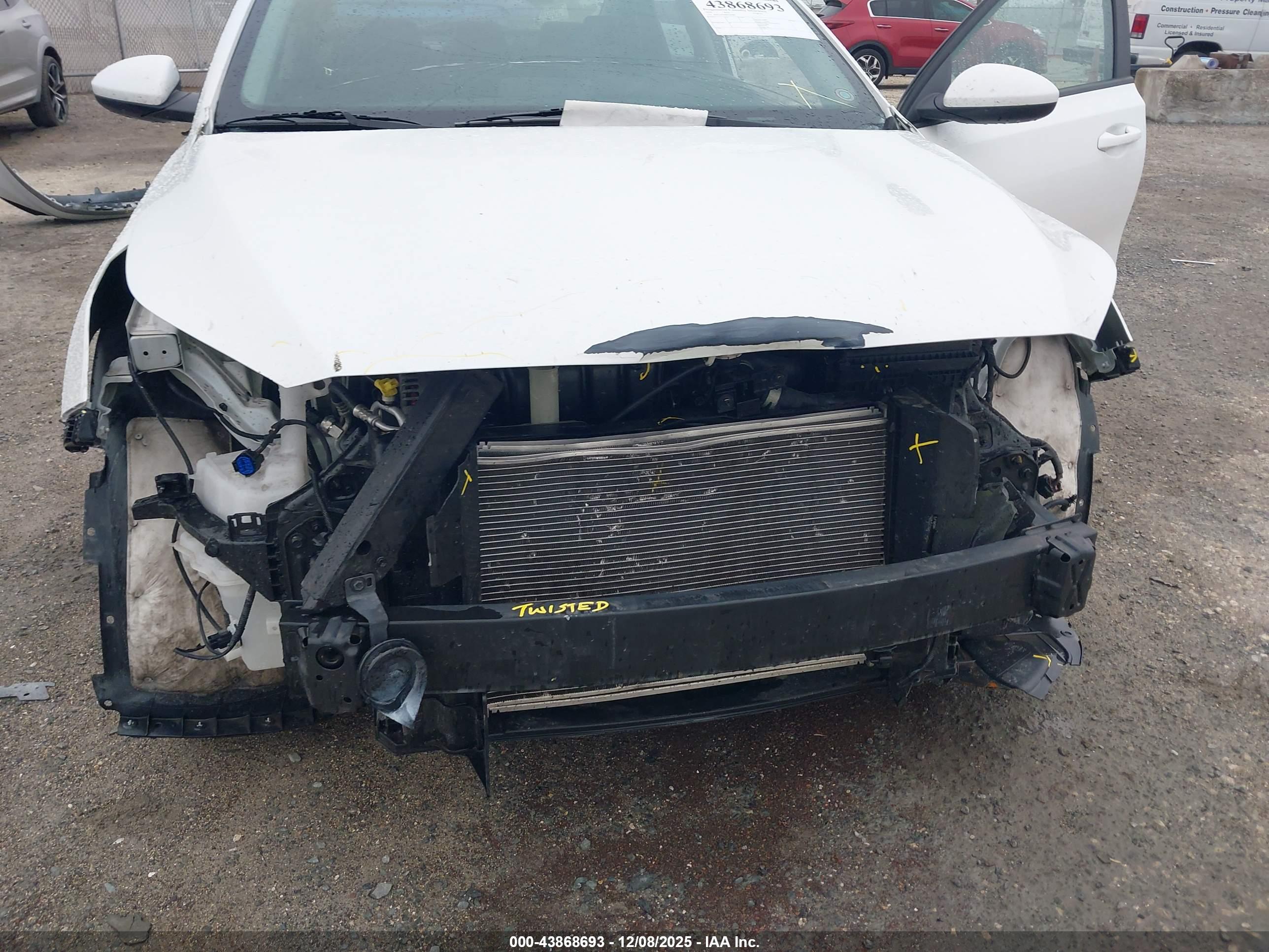 KIA FORTE image 6