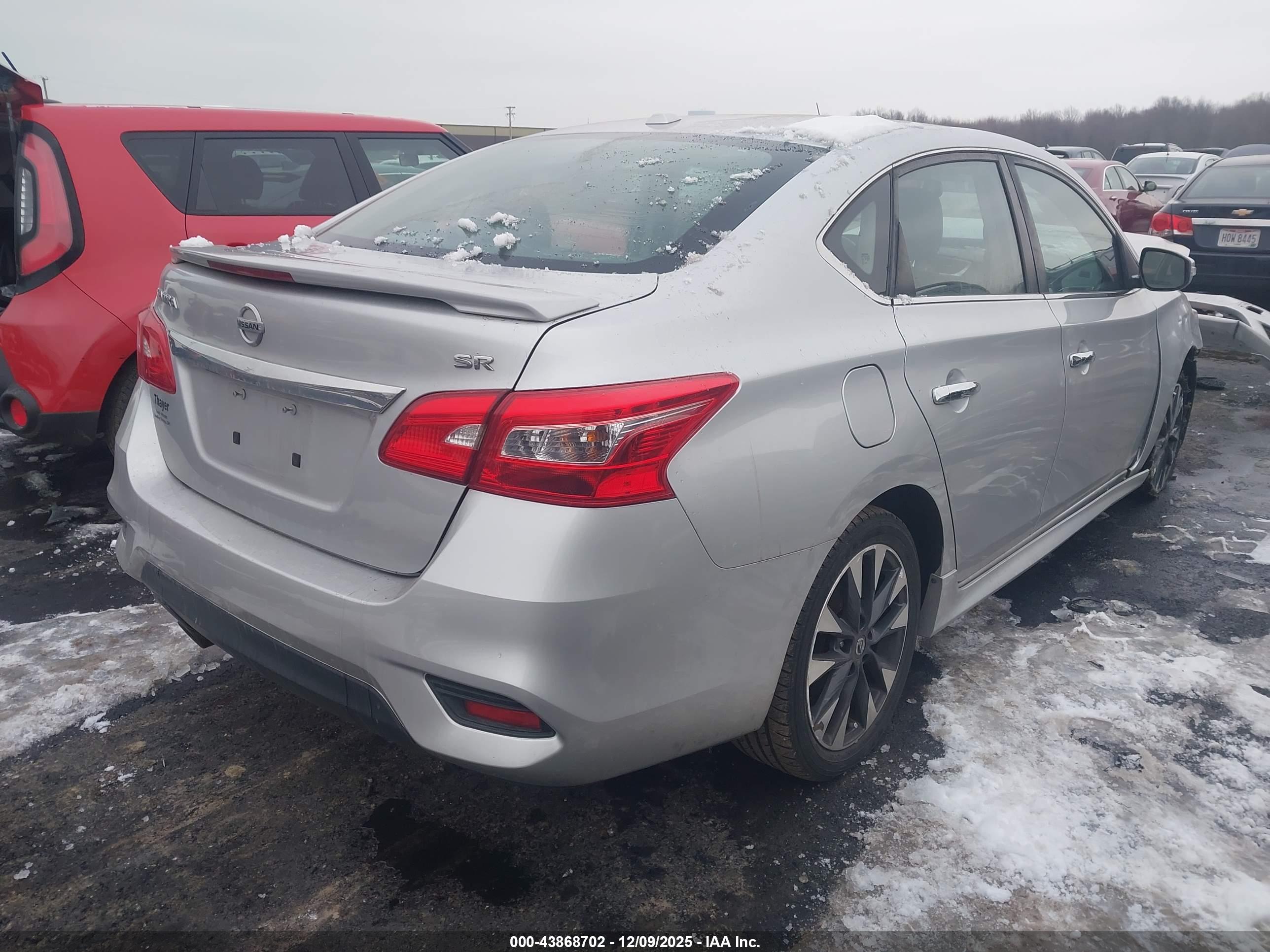 NISSAN SENTRA image 4