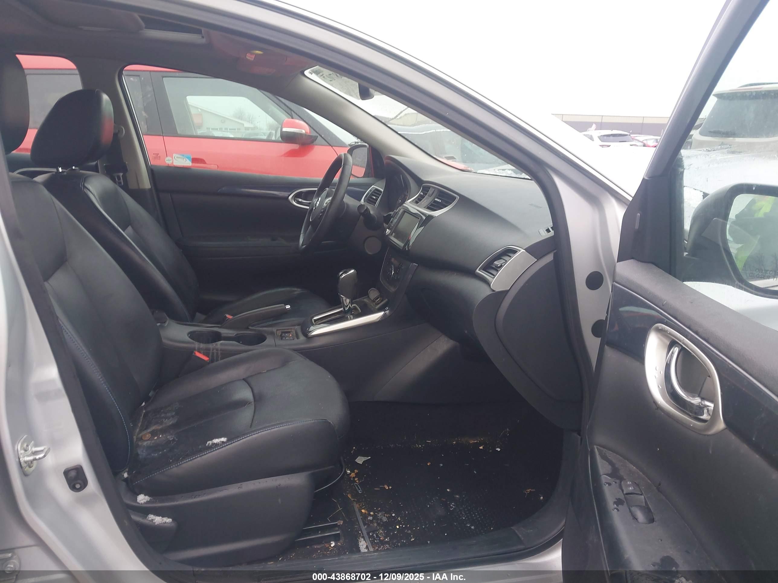 NISSAN SENTRA image 5