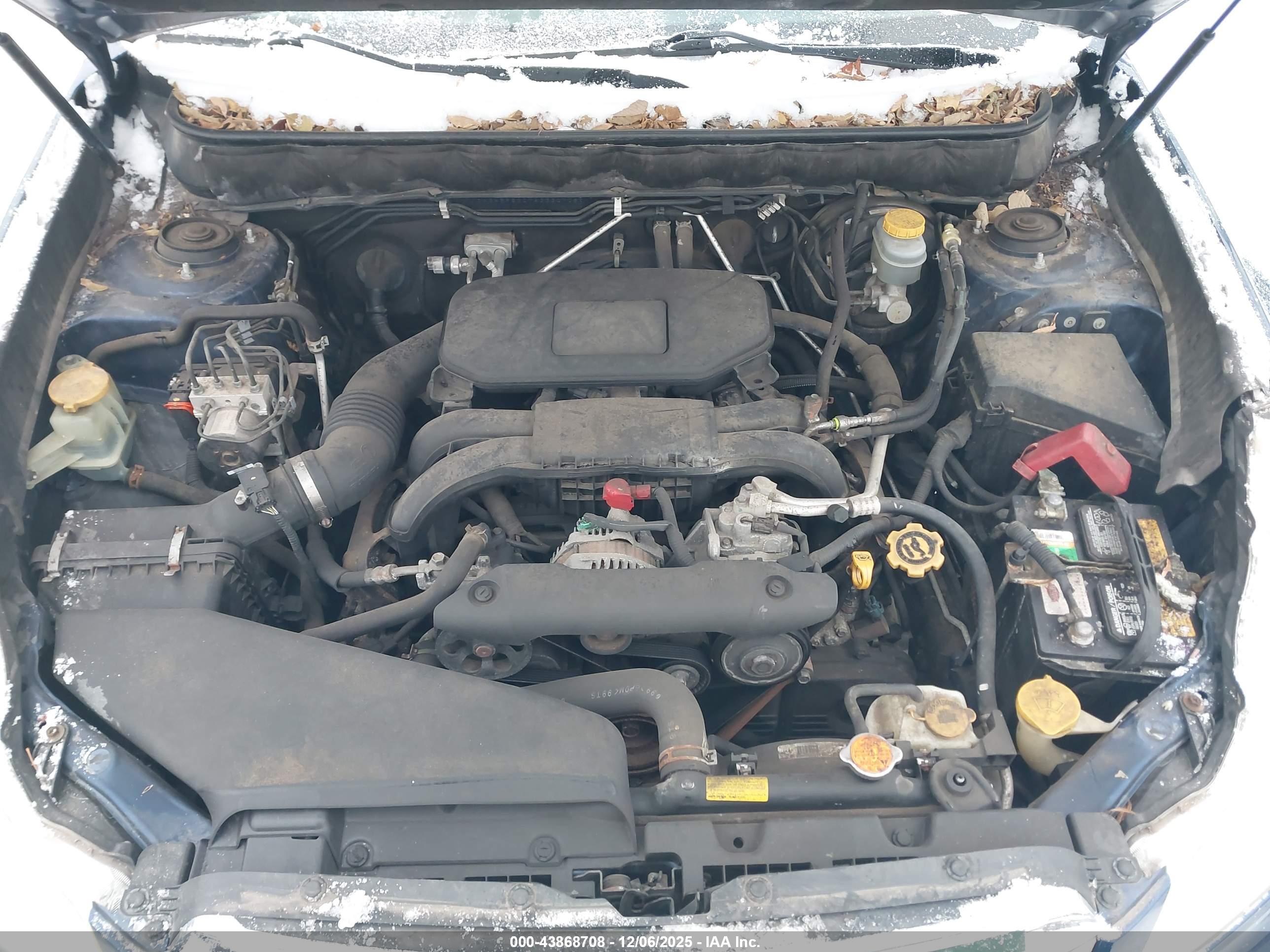 SUBARU OUTBACK image 10