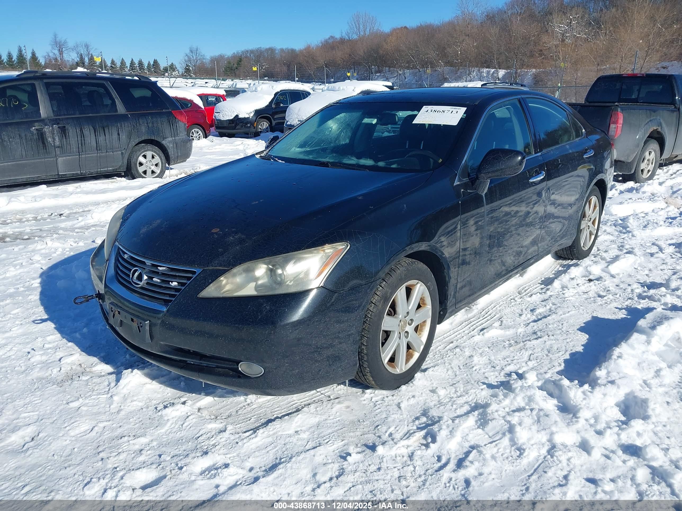 LEXUS ES image 2