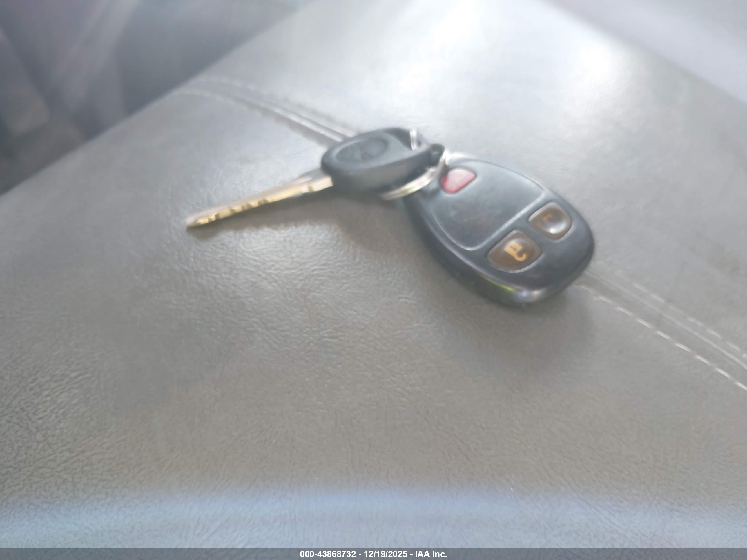 GMC SIERRA image 11