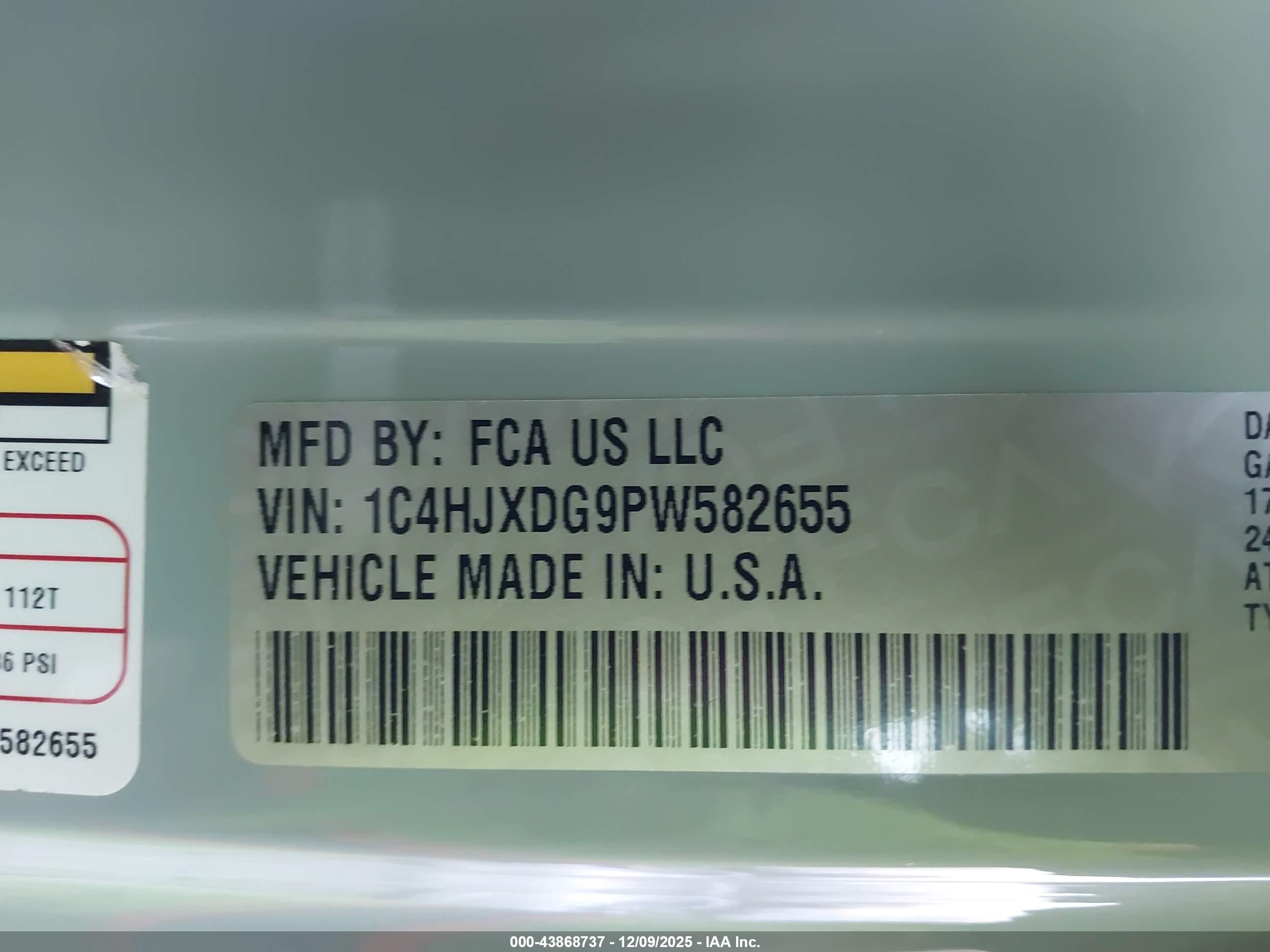 JEEP WRANGLER image 9