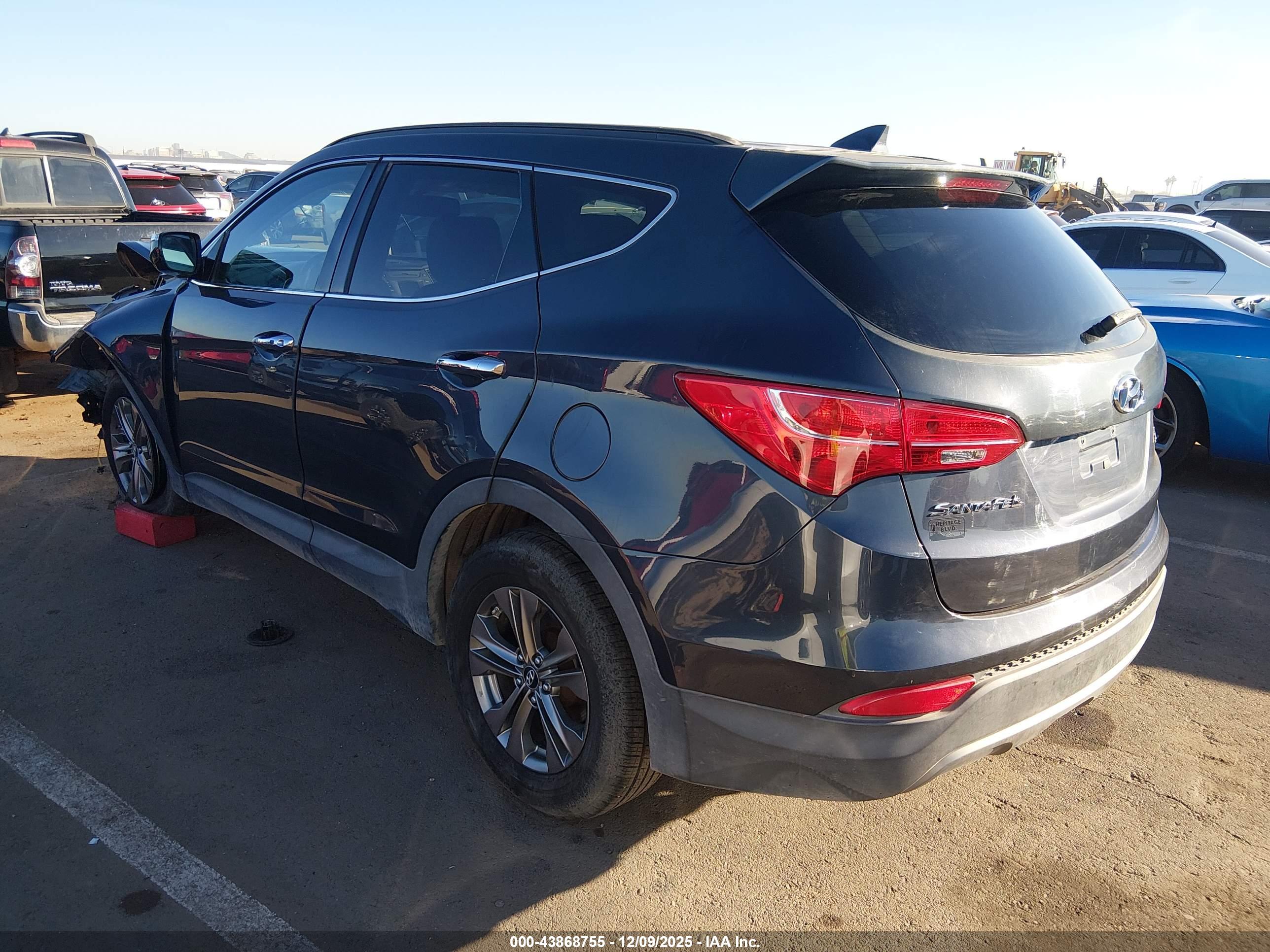 HYUNDAI SANTA image 3