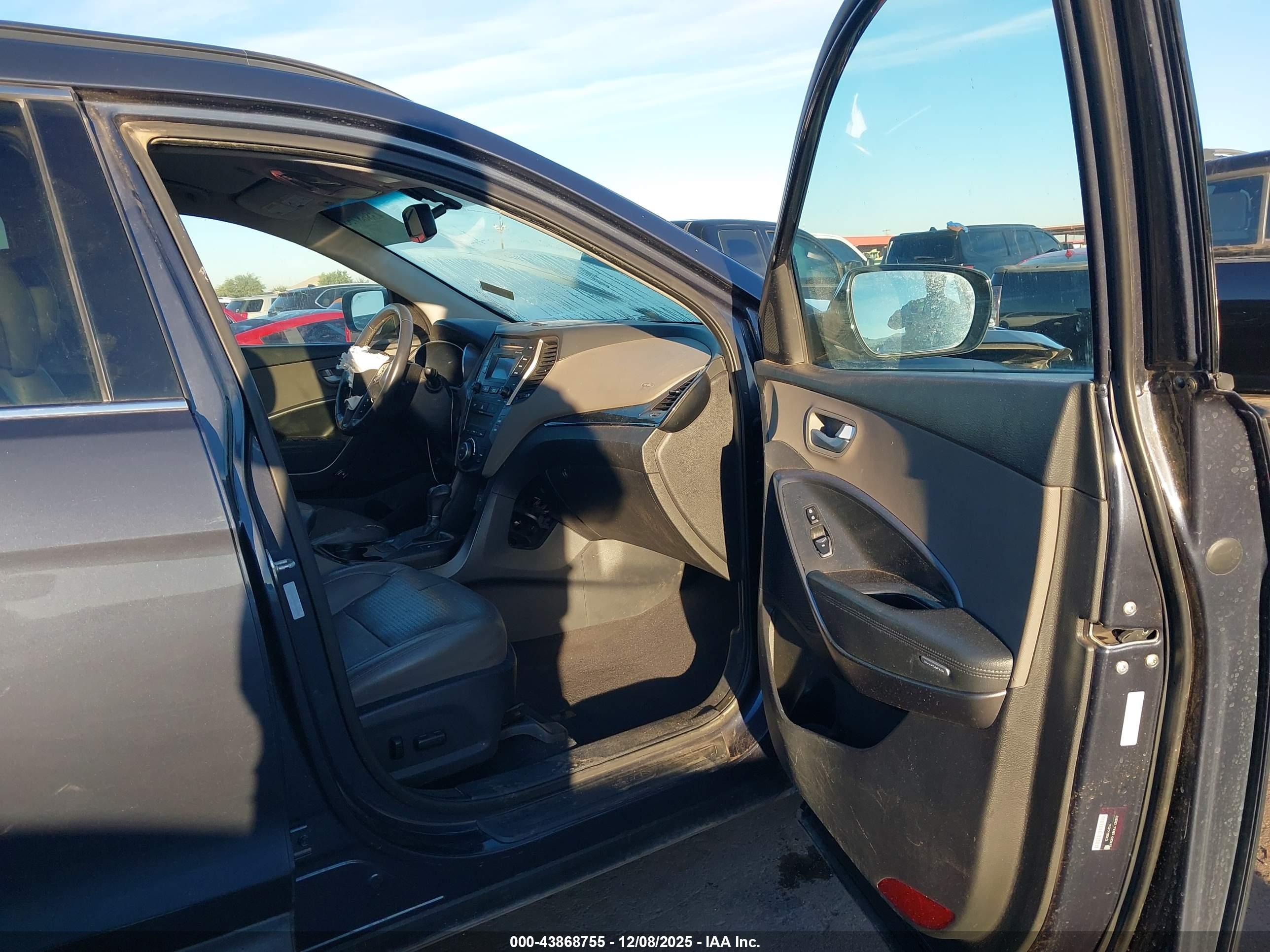 HYUNDAI SANTA image 5