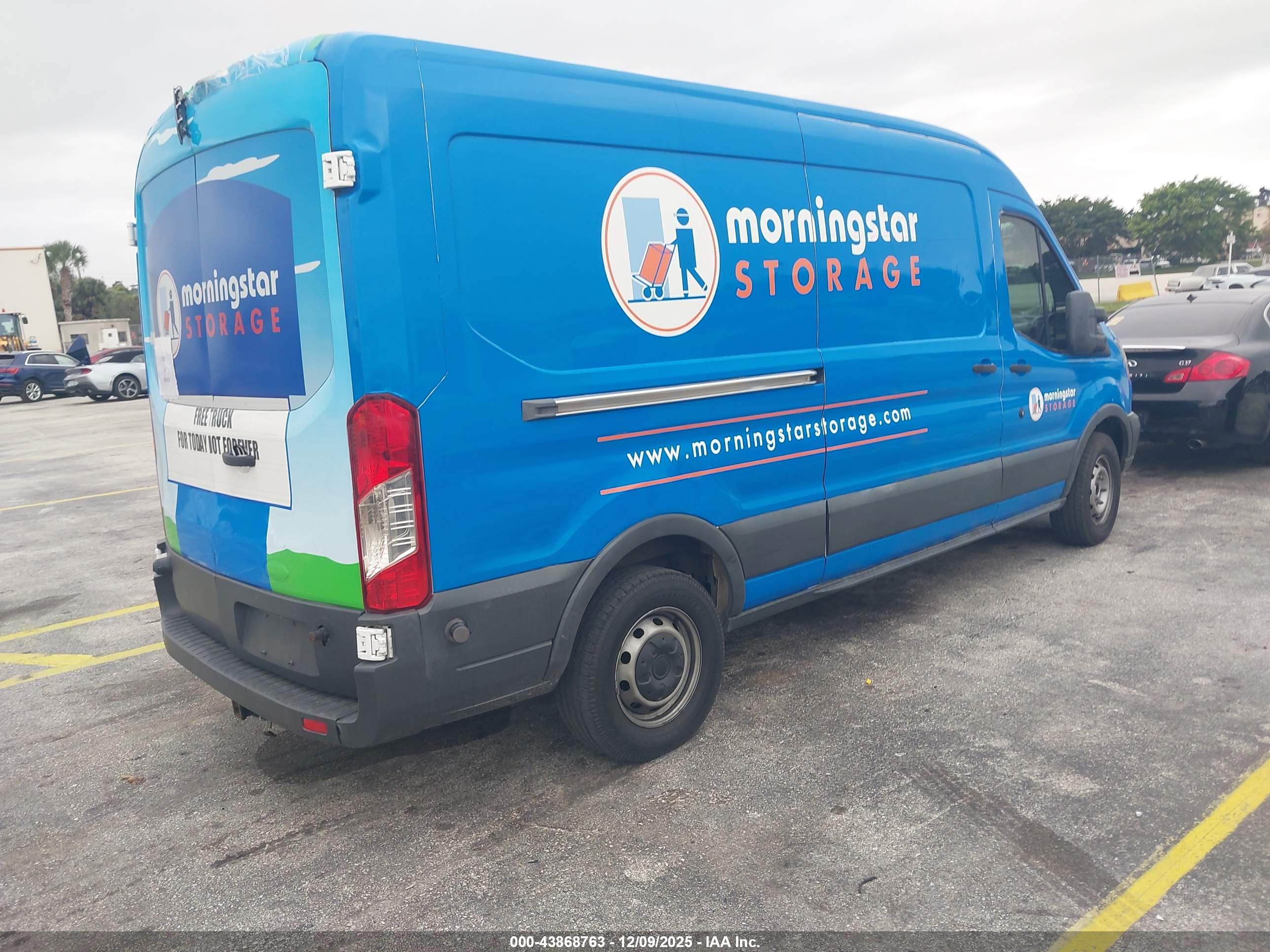 FORD TRANSIT-150 image 4