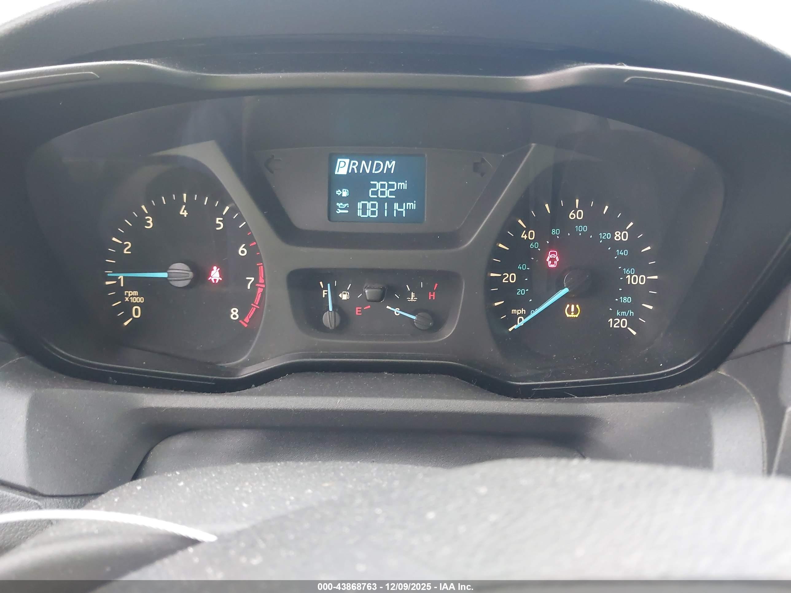 FORD TRANSIT-150 image 7