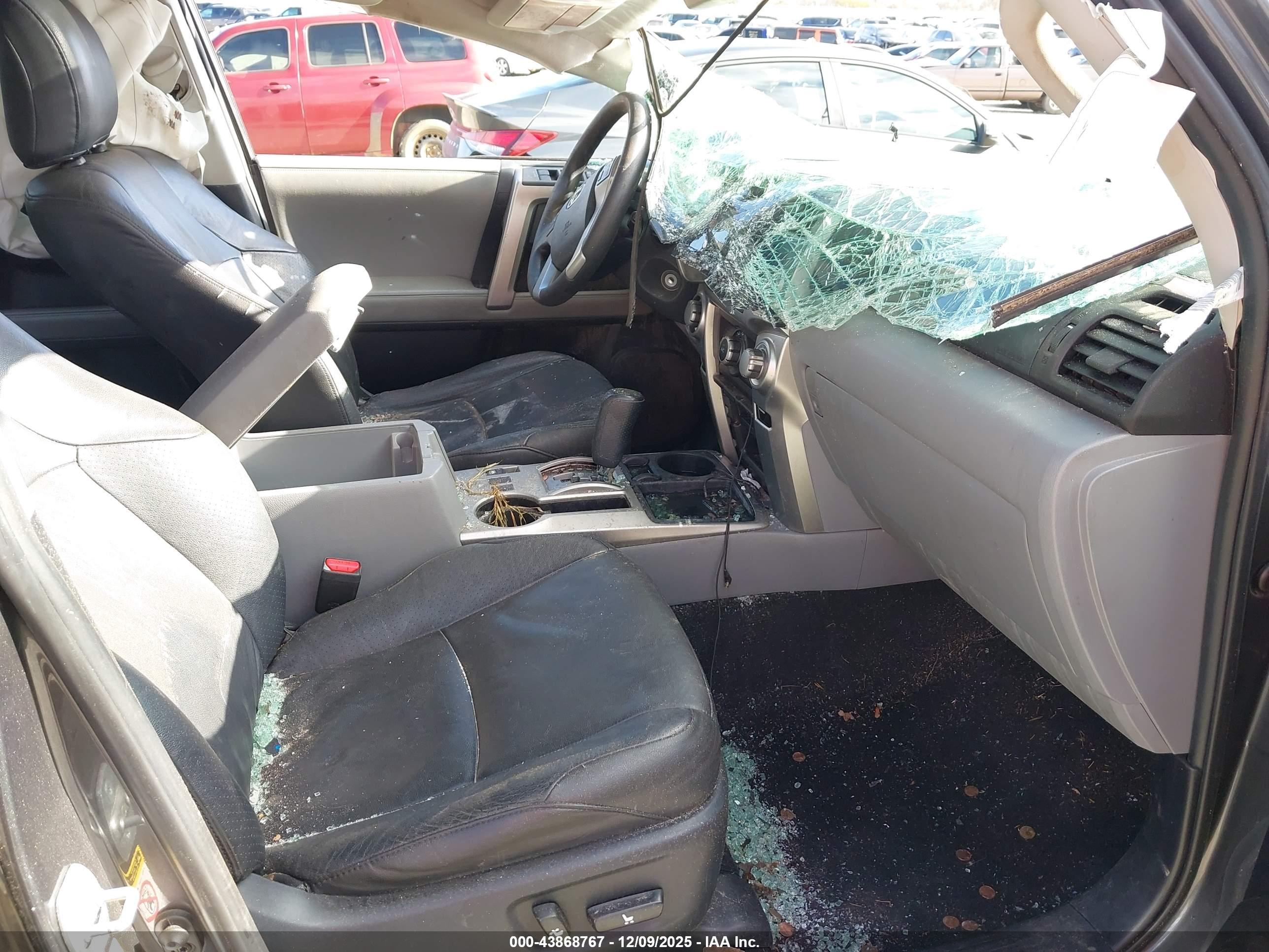 TOYOTA 4RUNNER image 5