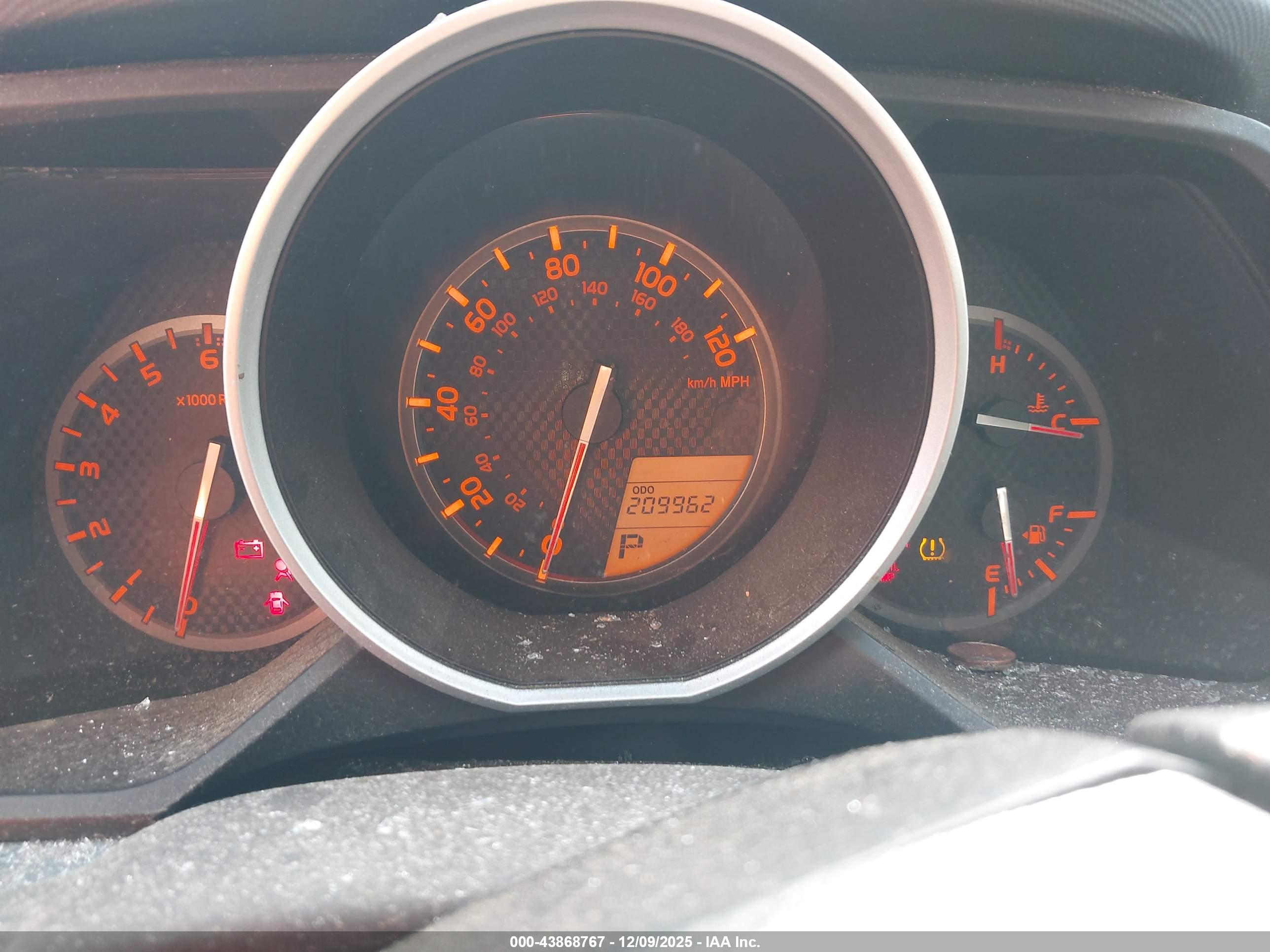TOYOTA 4RUNNER image 7