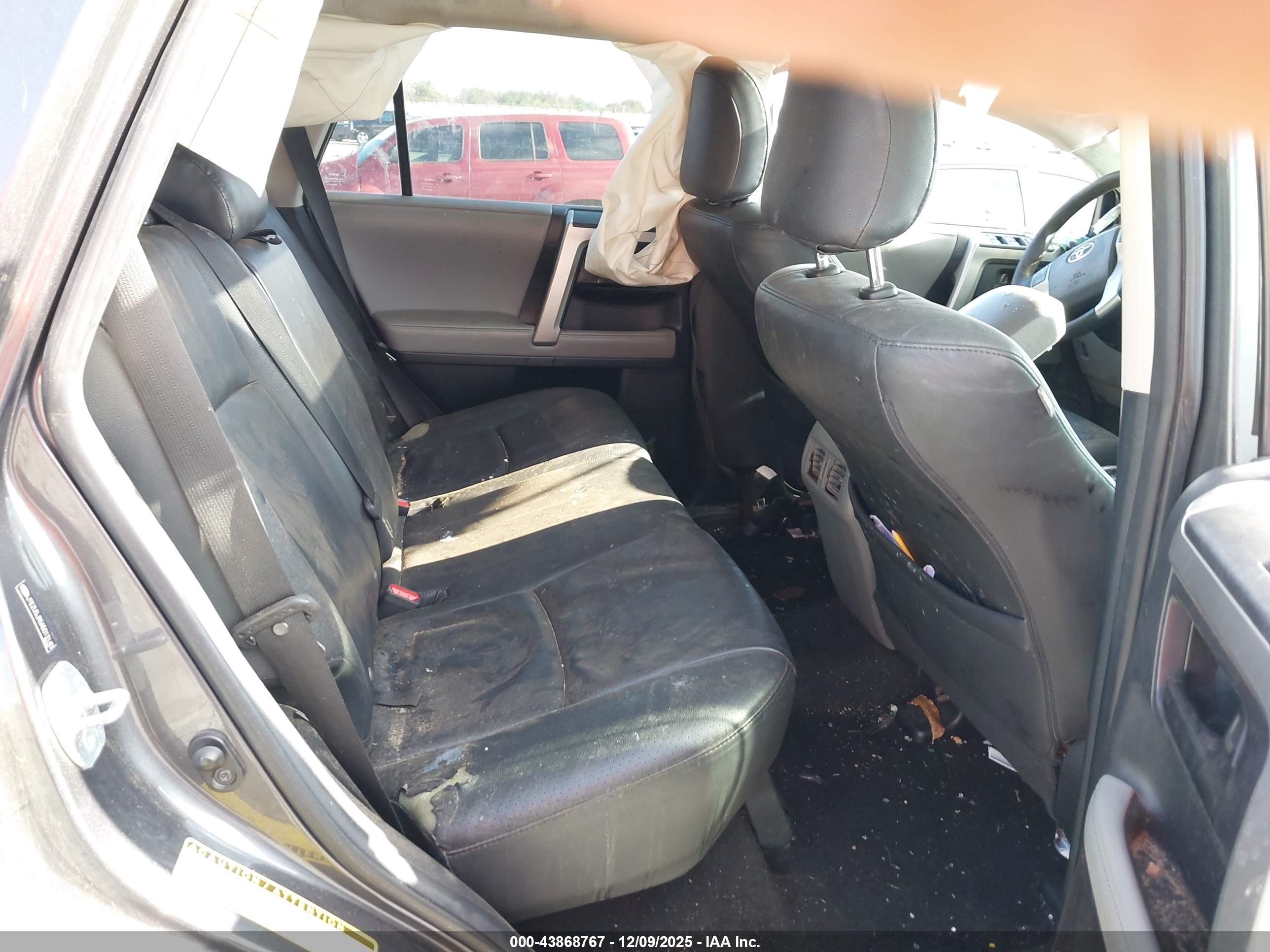 TOYOTA 4RUNNER image 8
