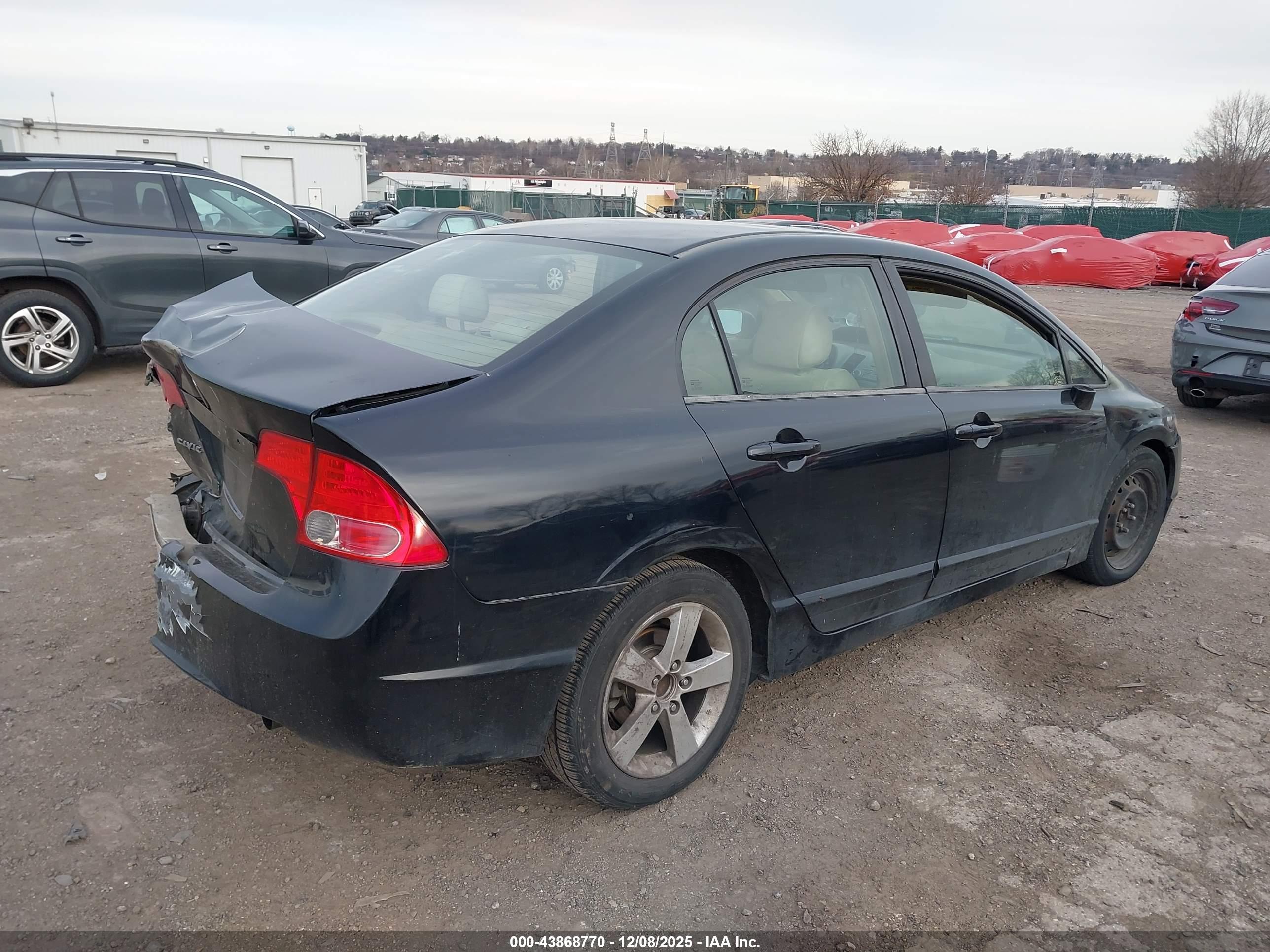 HONDA CIVIC image 4