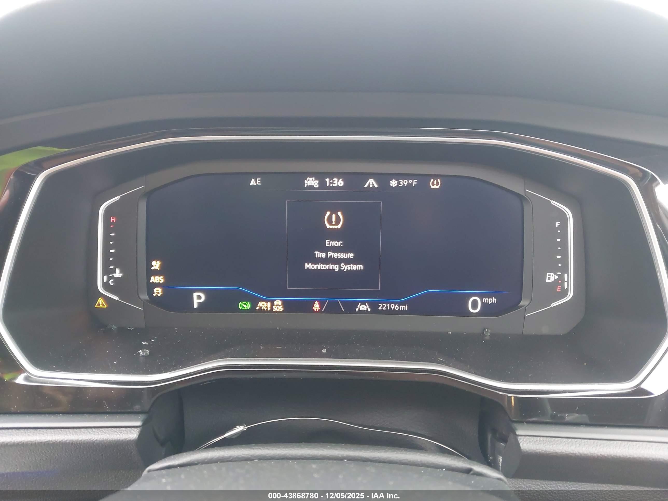 VOLKSWAGEN JETTA image 7
