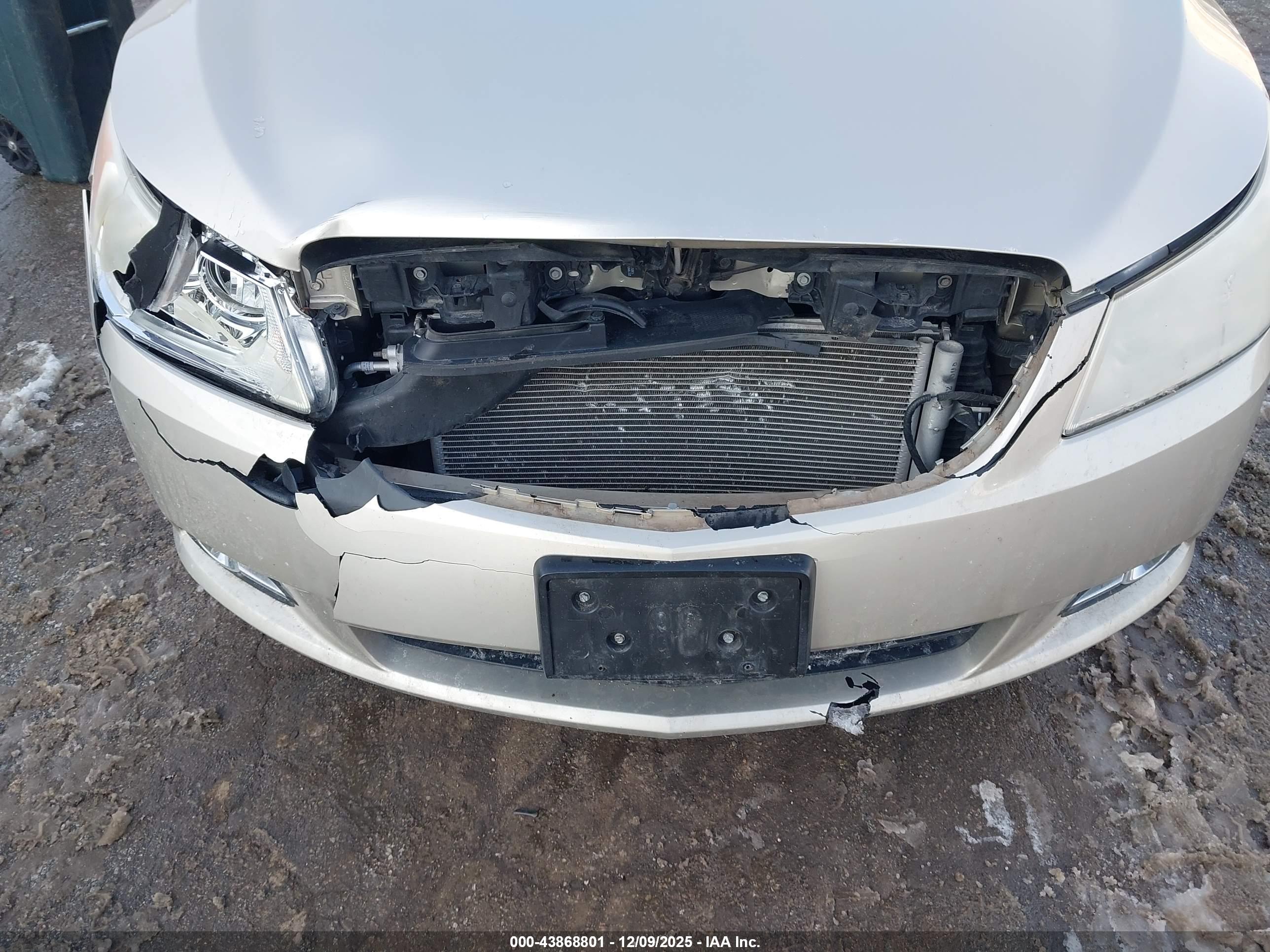 BUICK LACROSSE image 6