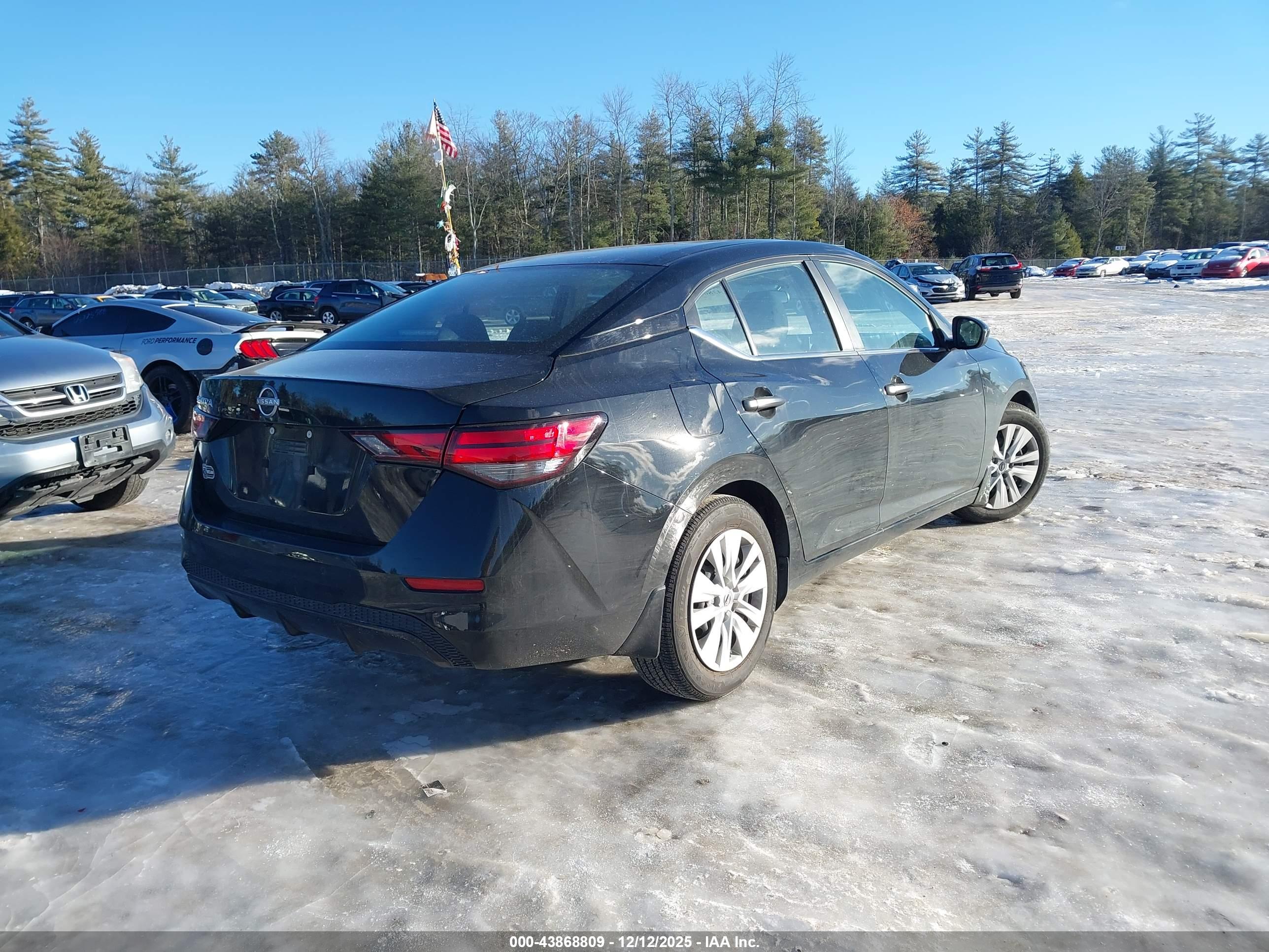 NISSAN SENTRA image 4