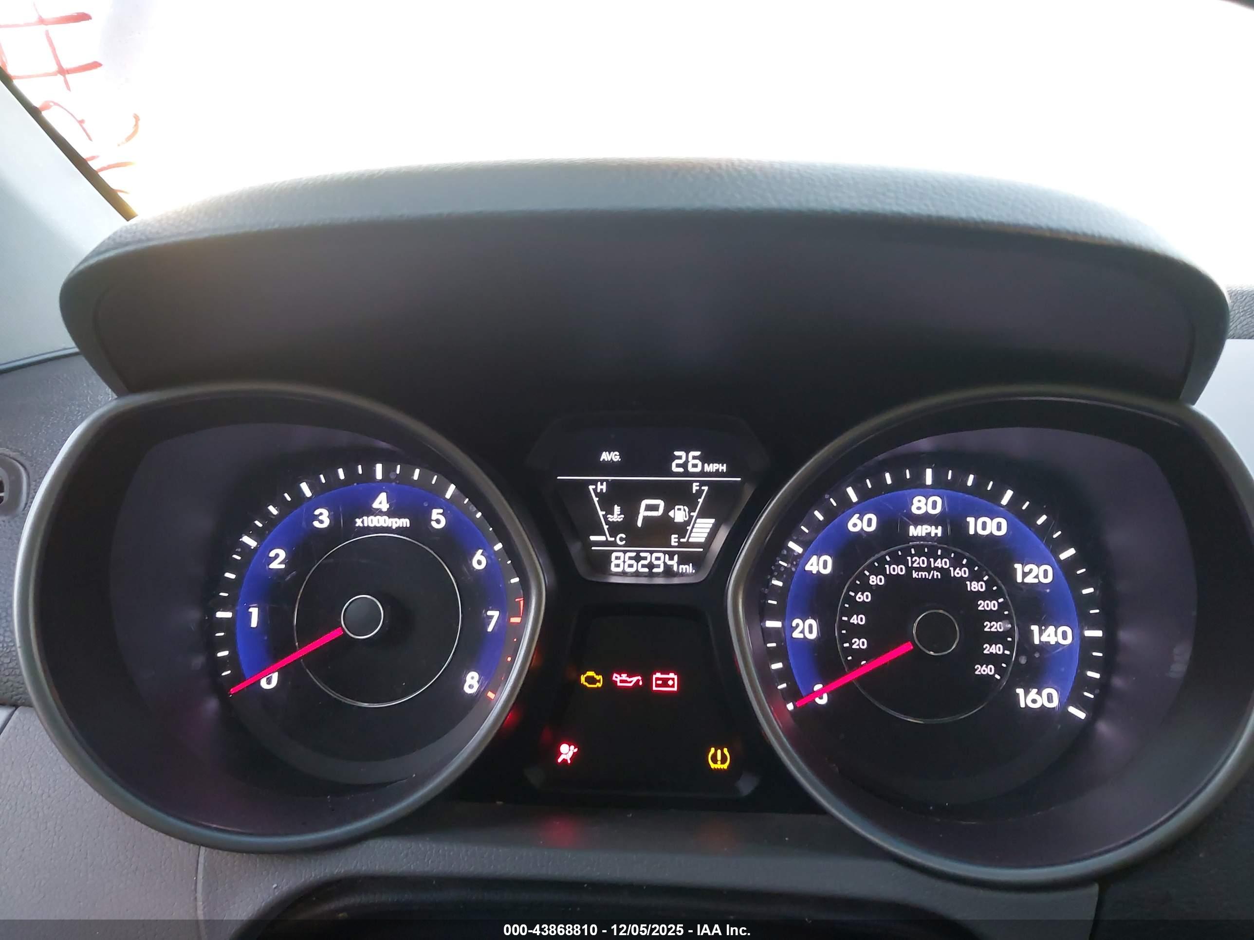 HYUNDAI ELANTRA image 7