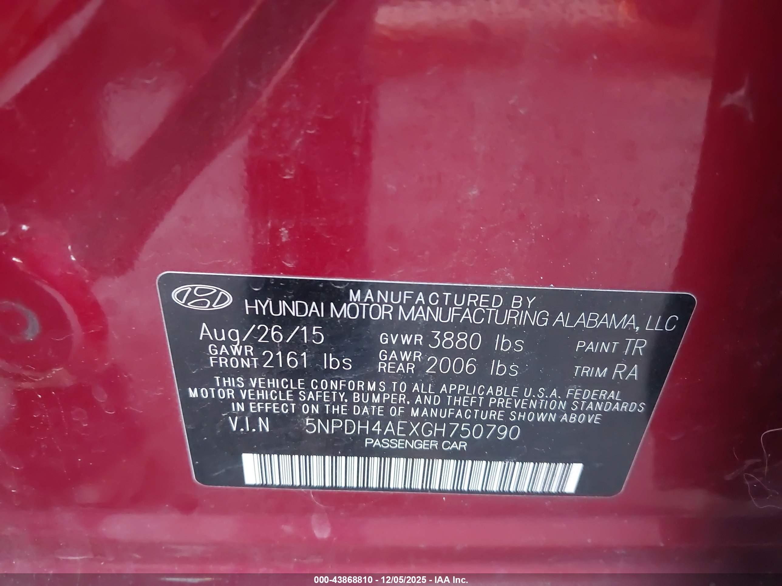 HYUNDAI ELANTRA image 9