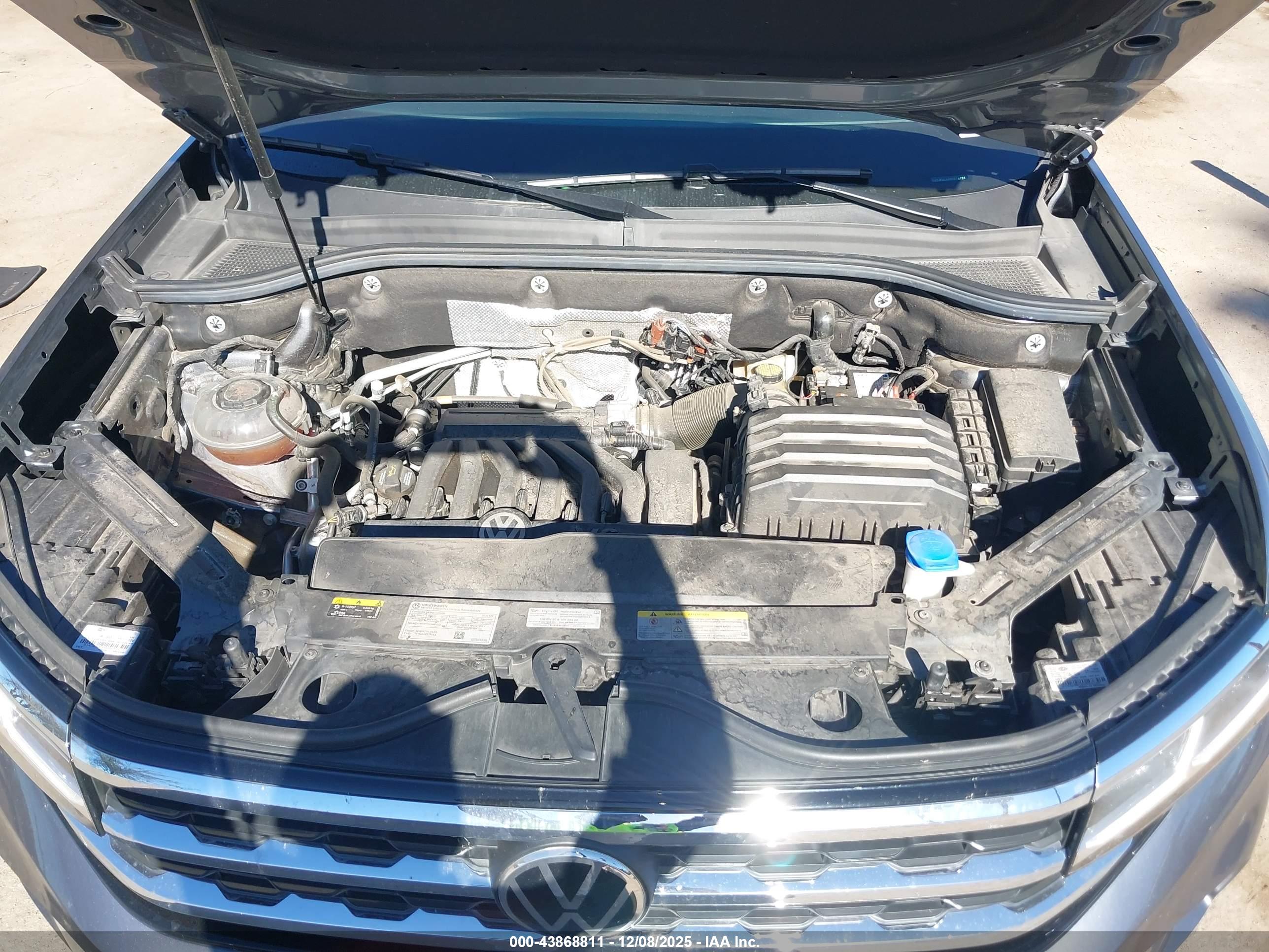 VOLKSWAGEN ATLAS image 10