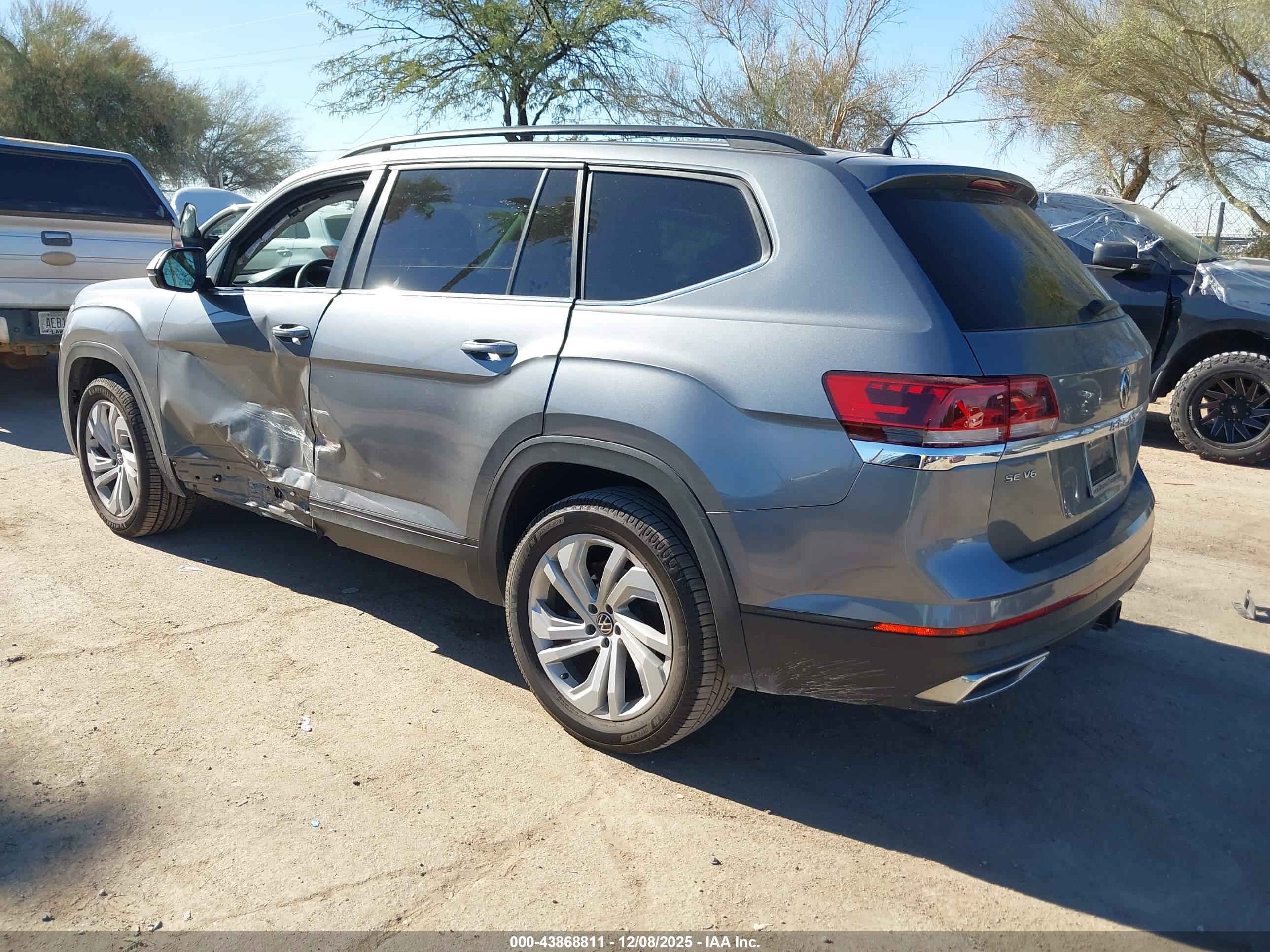 VOLKSWAGEN ATLAS image 3