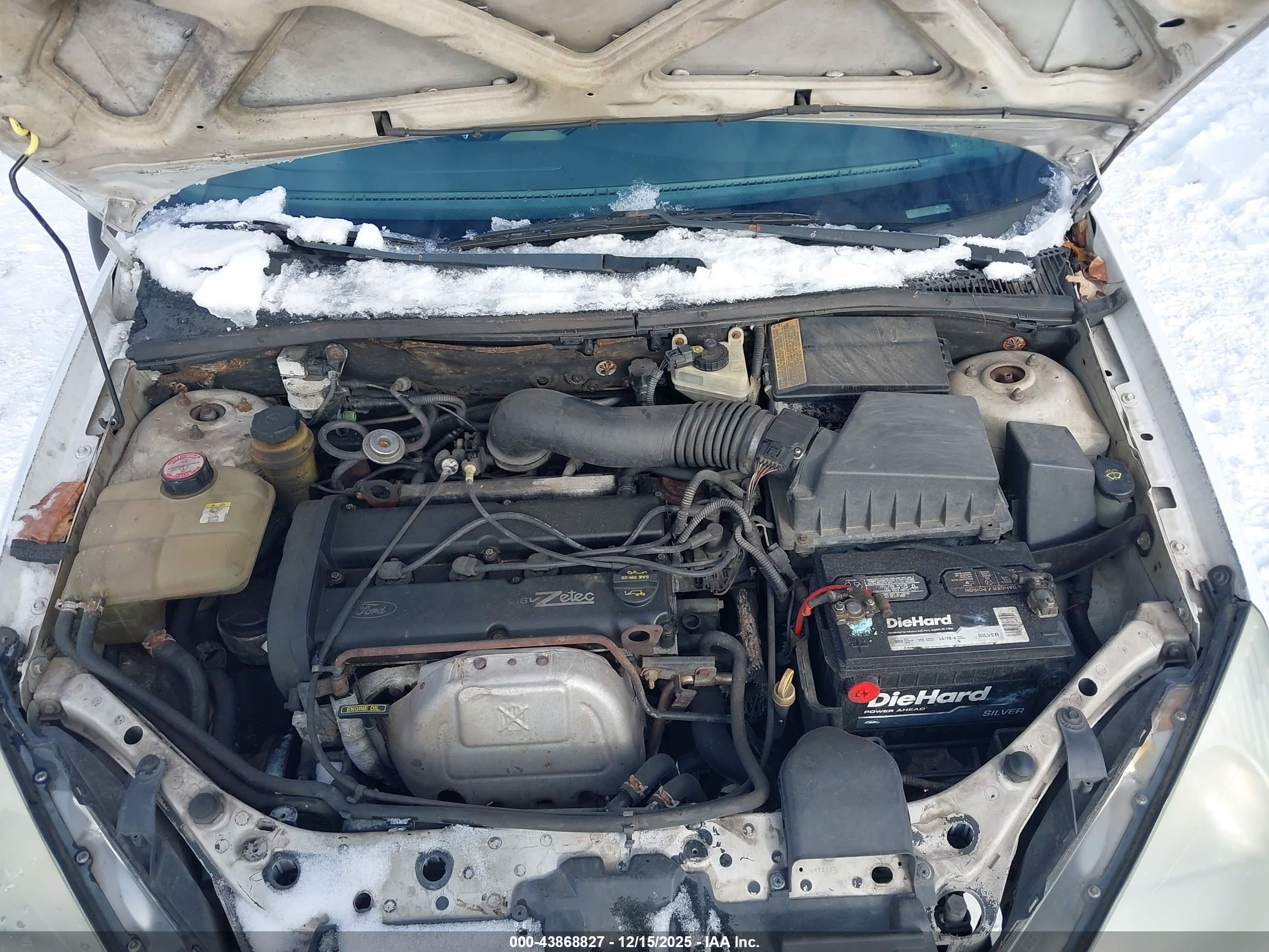 FORD FOCUS image 10