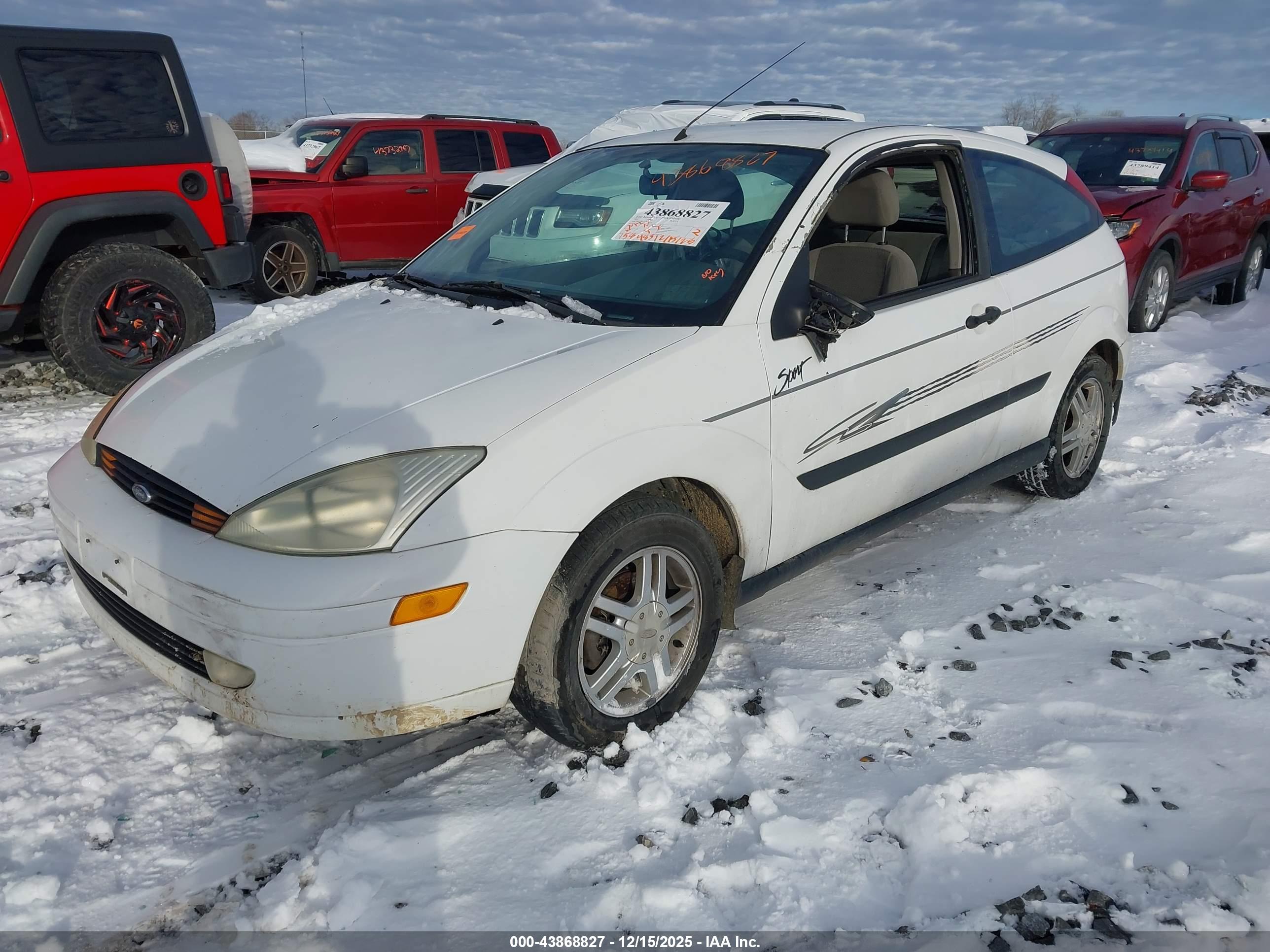 FORD FOCUS image 2