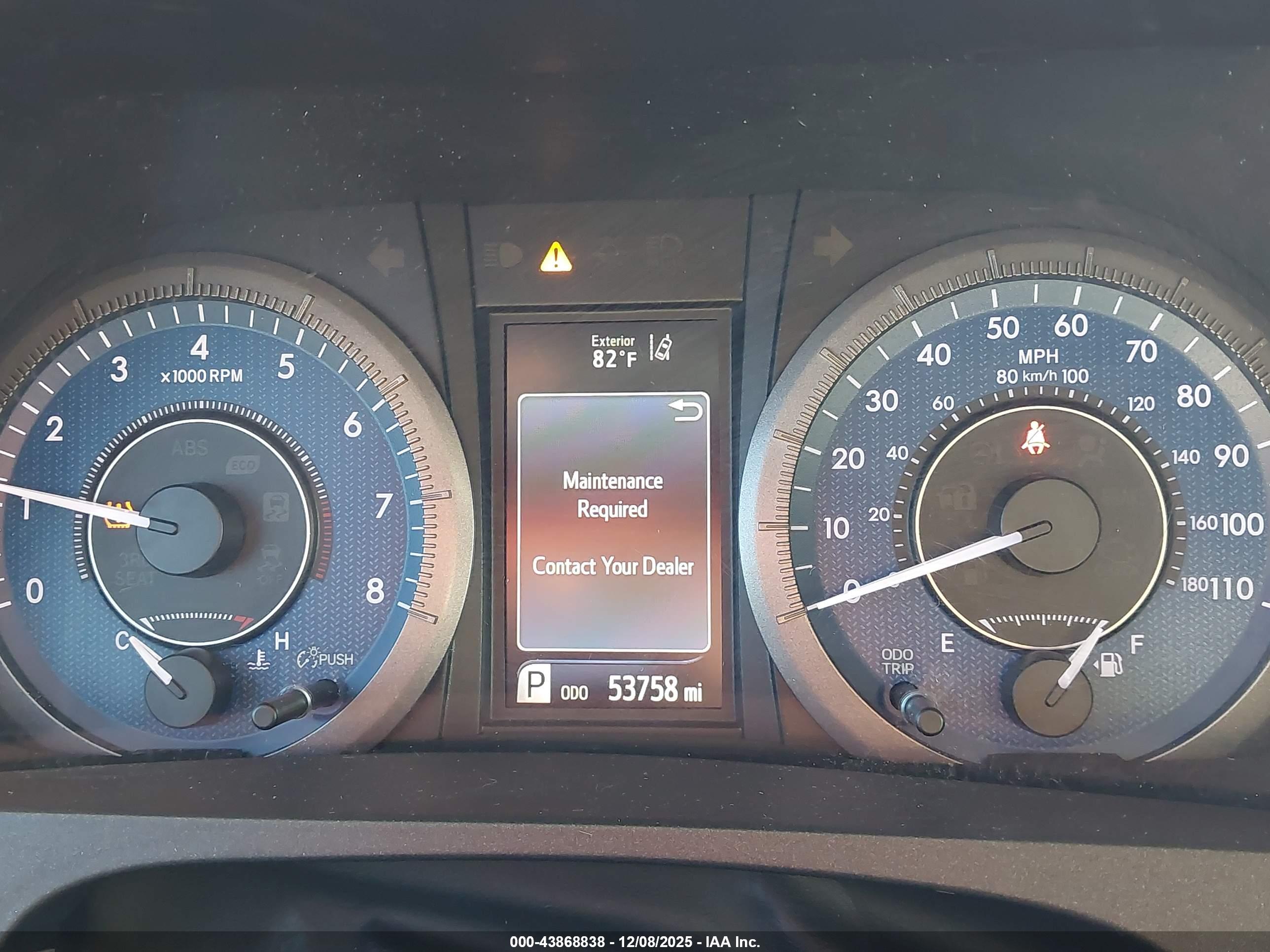 TOYOTA SIENNA image 7