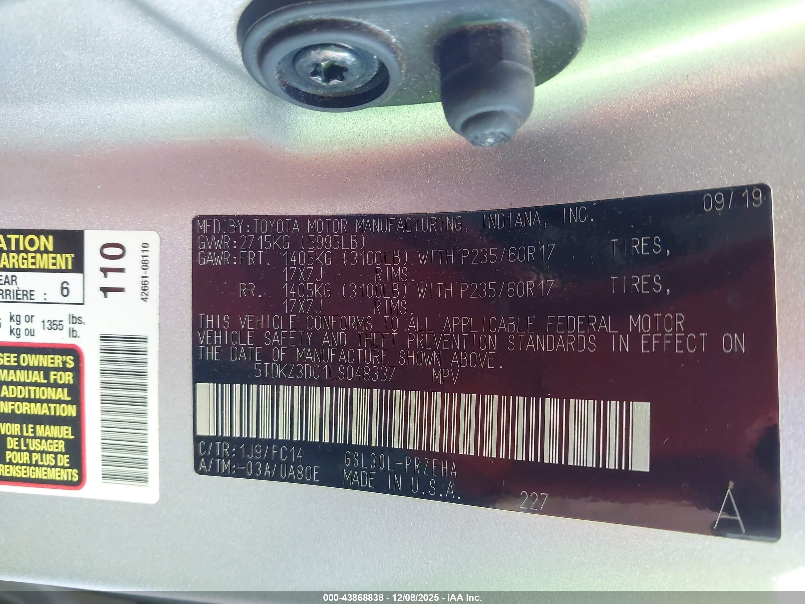 TOYOTA SIENNA image 9