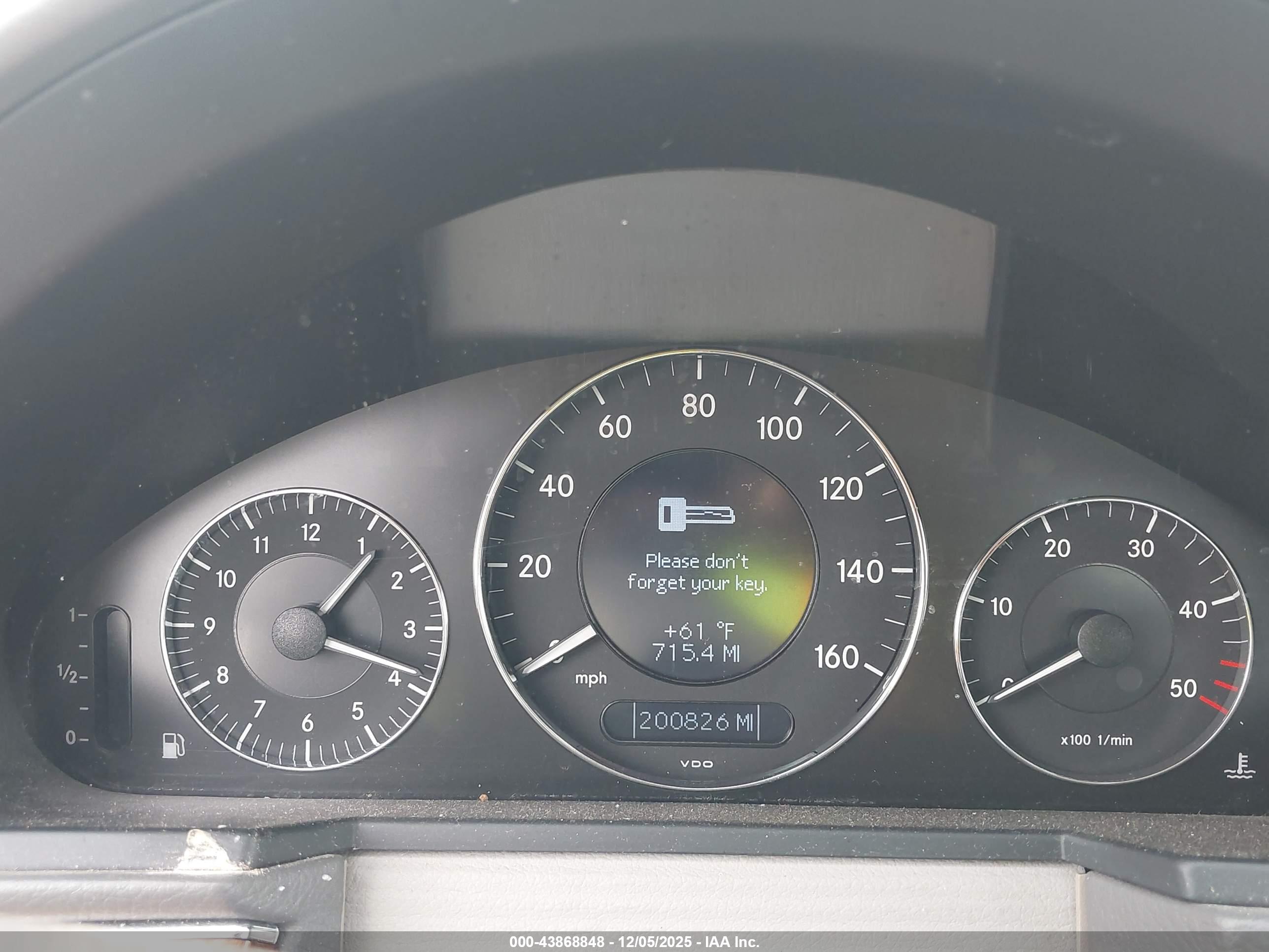 MERCEDES-BENZ E image 7