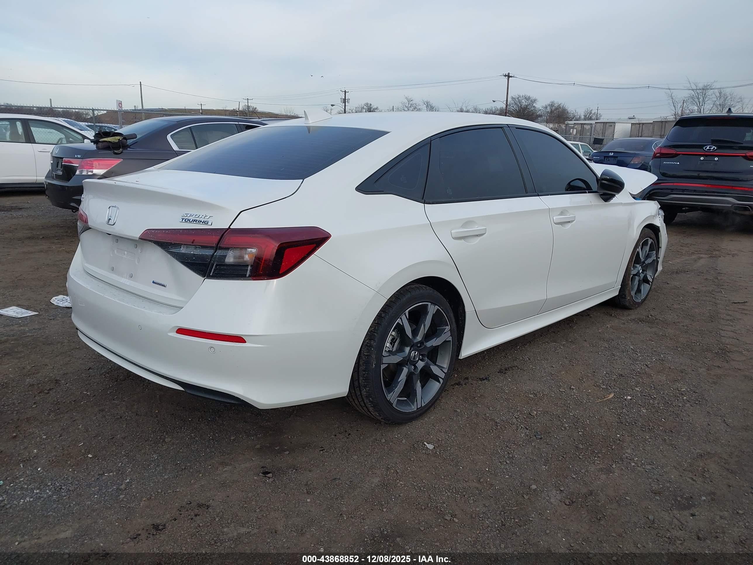 HONDA CIVIC image 4