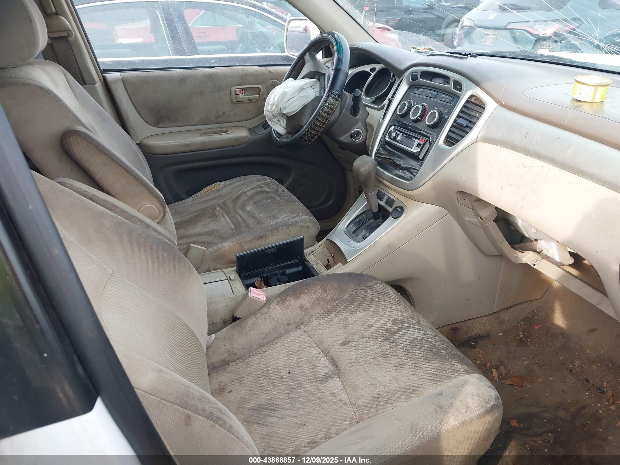TOYOTA HIGHLANDER image 5